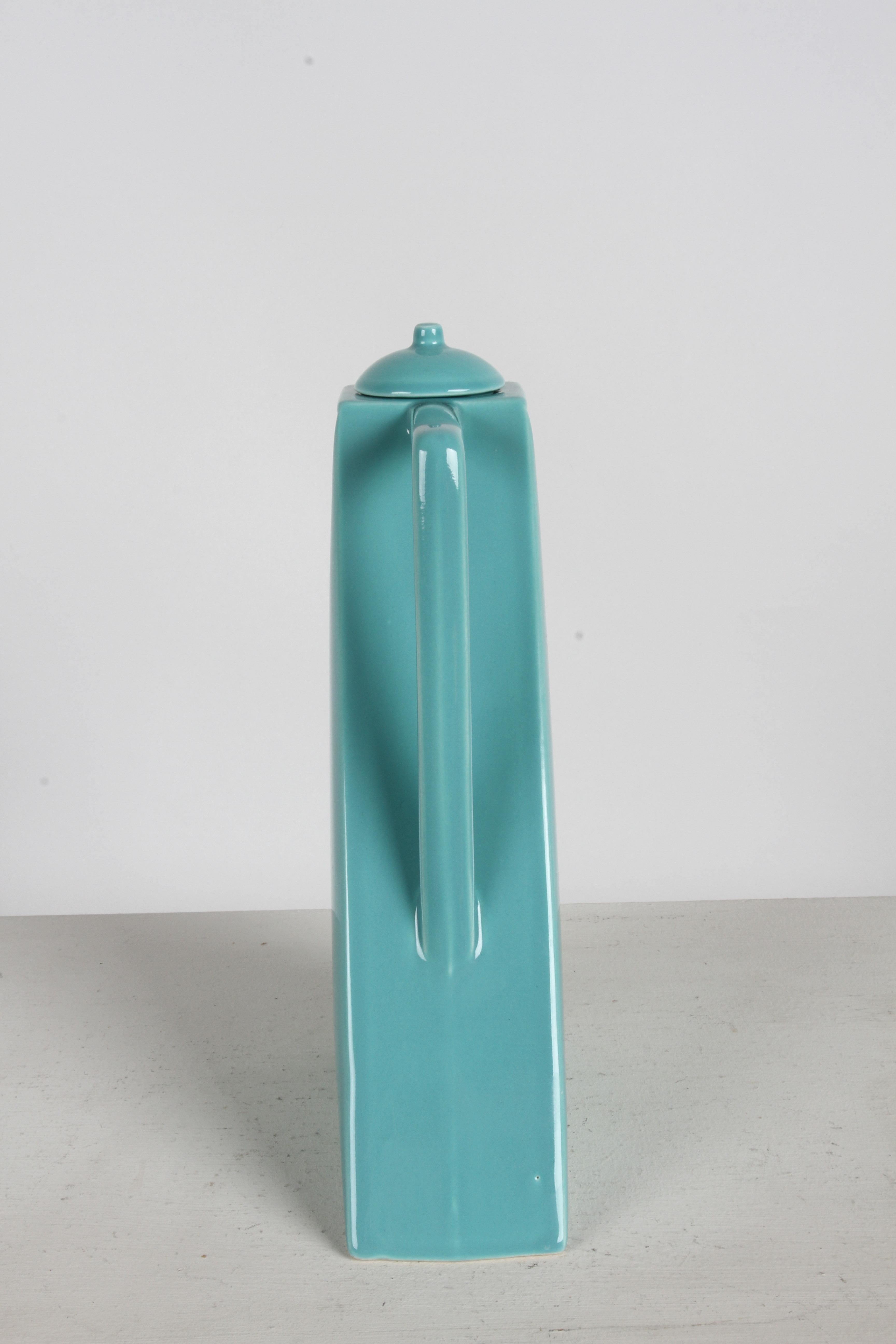 Postmoderner Teal-Couchtisch im Art-déco-Stil von Pierre Casenove für Studio Salins, 80er Jahre im Angebot 4