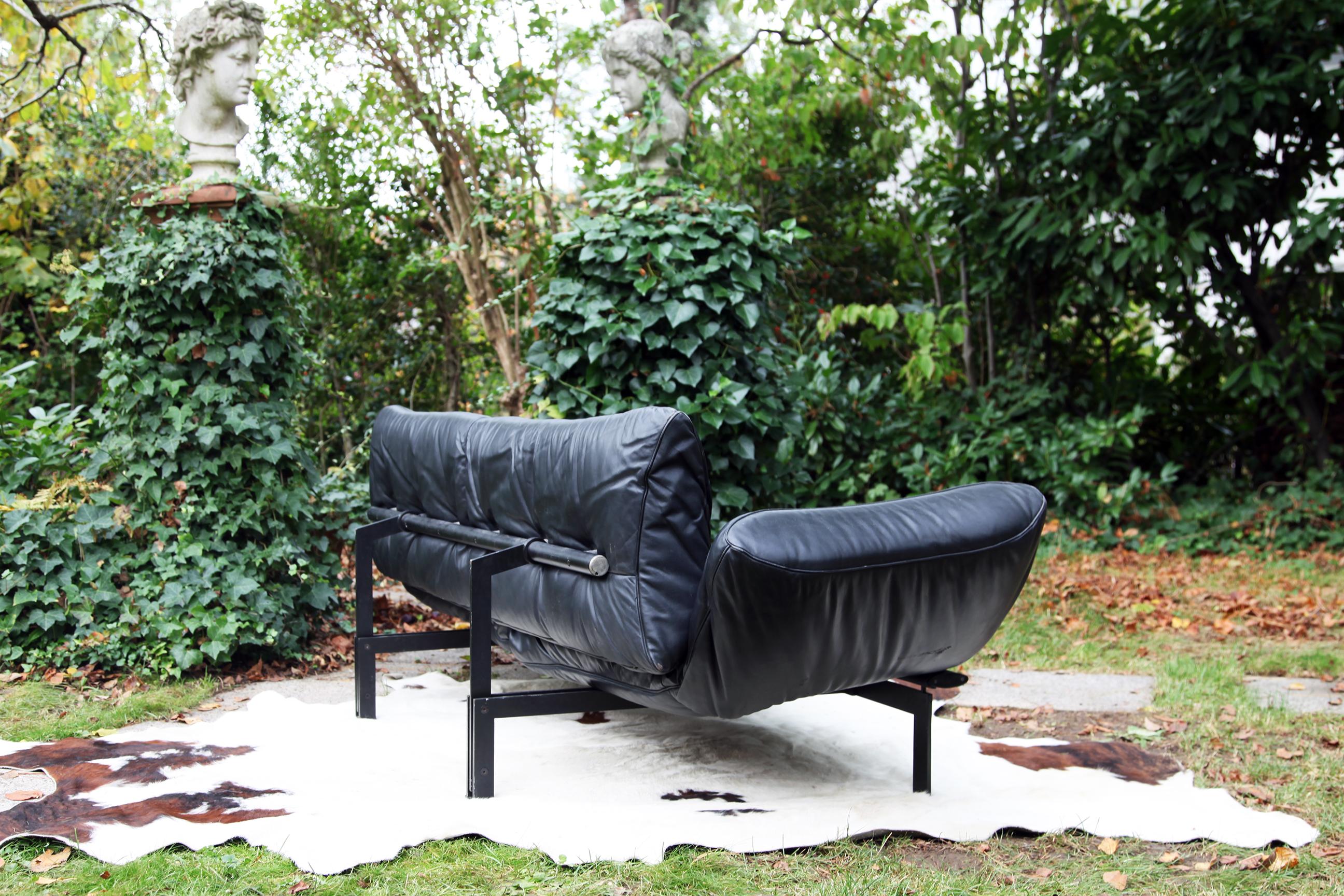 Post-Modern 80s Postmodern Convertible Black Leather Designer Frigg De Sede 140 Sofa DeSede  For Sale