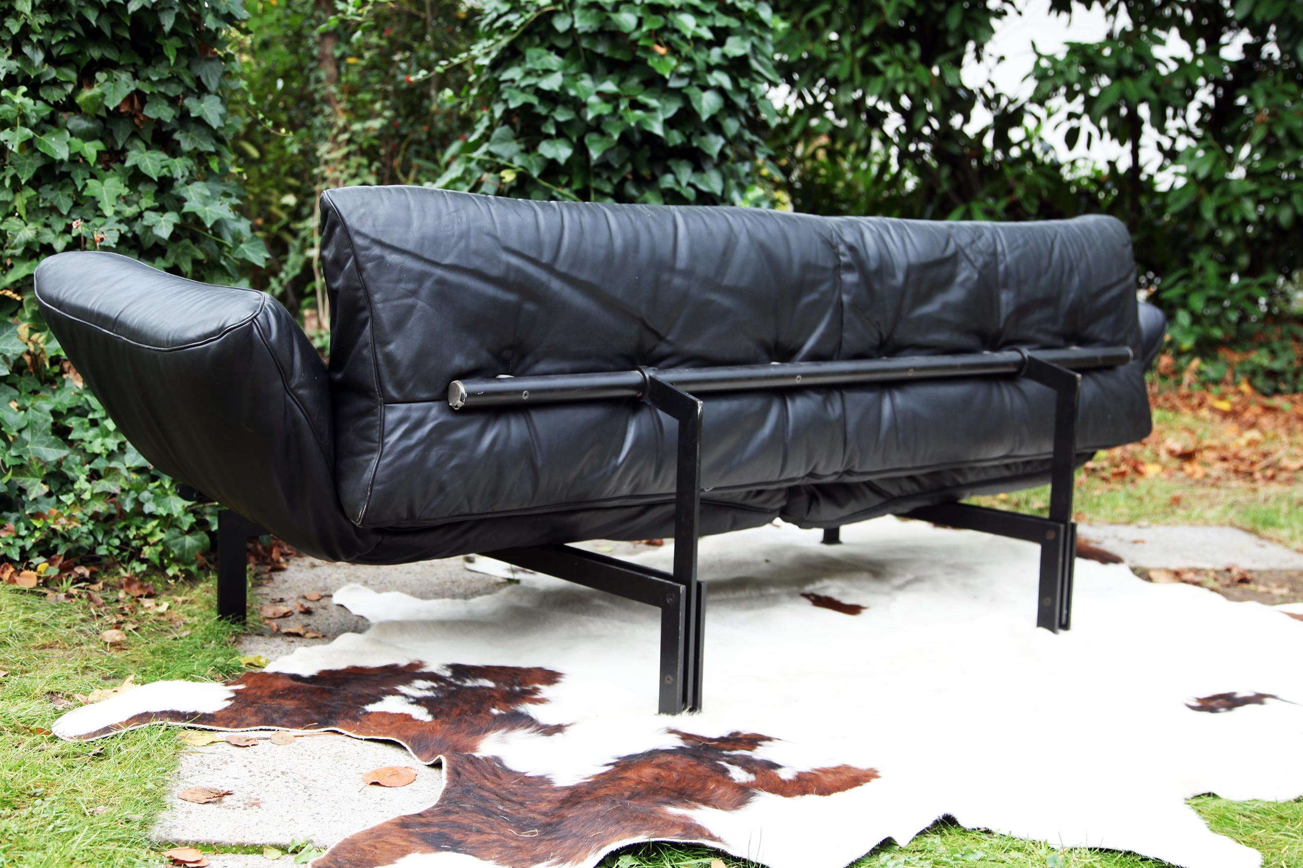 Late 20th Century 80s Postmodern Convertible Black Leather Designer Frigg De Sede 140 Sofa DeSede  For Sale