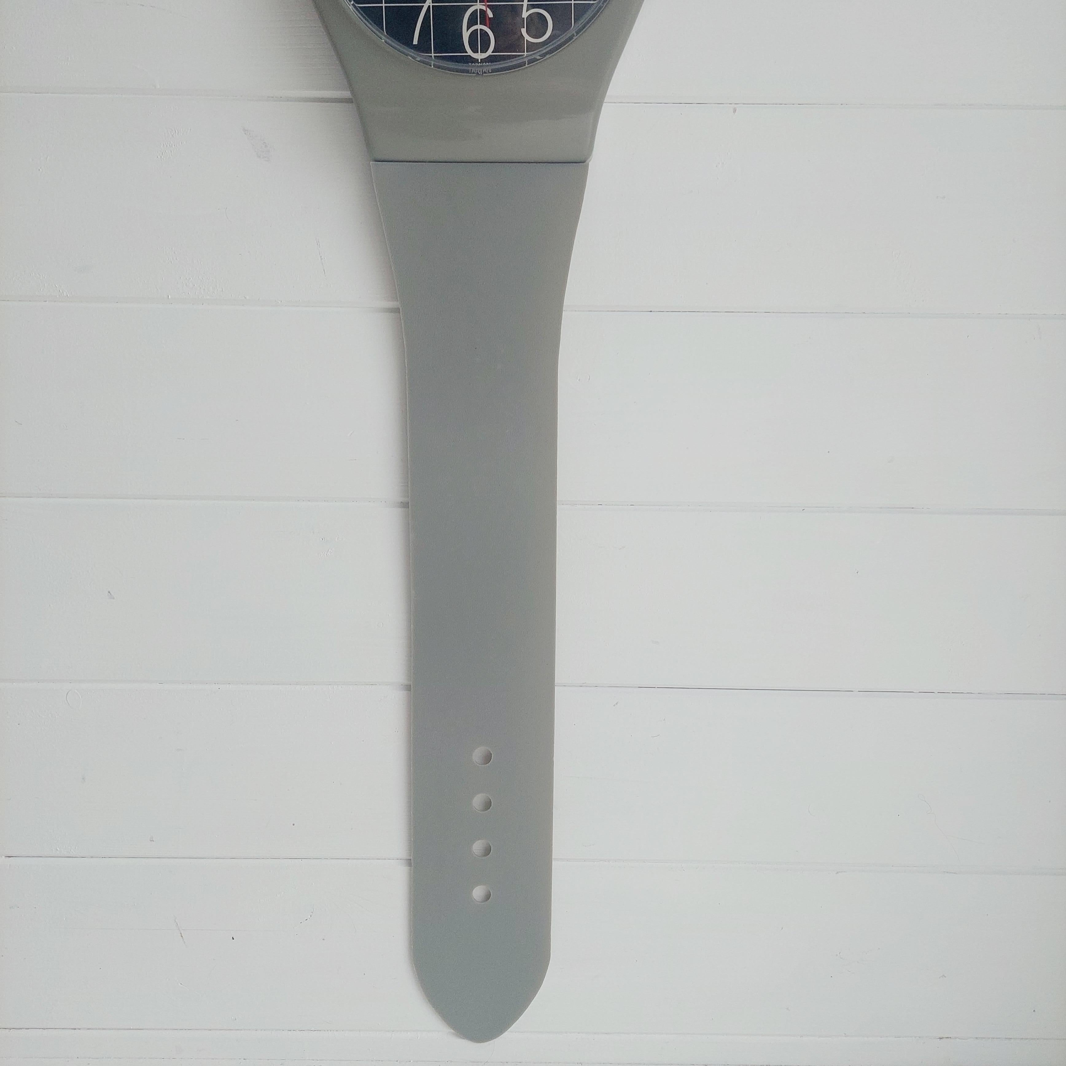 Plastic 80s Postmodern memphis age XL Wall clock  wristwatch style