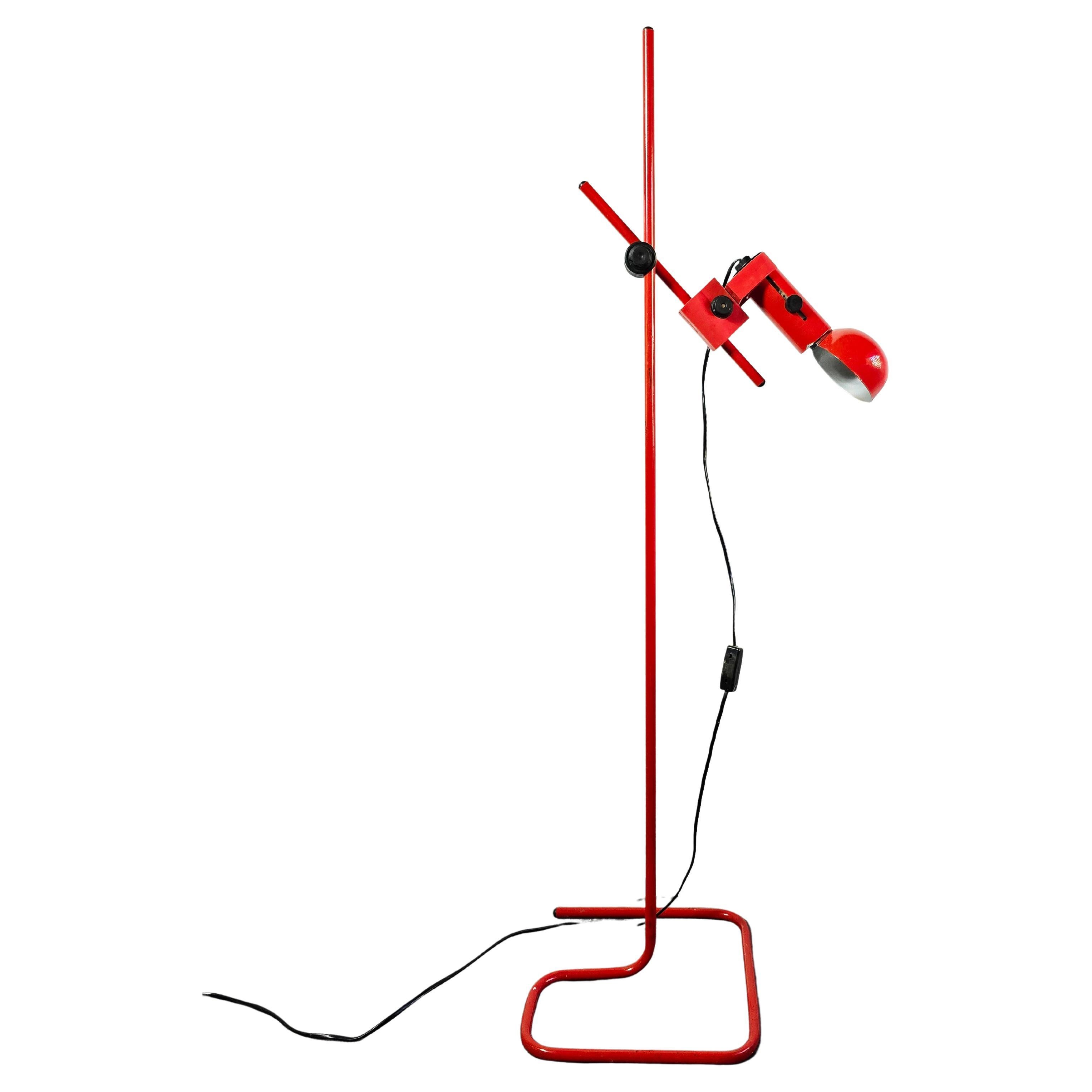 Lampadaire rouge des années 80 en vente