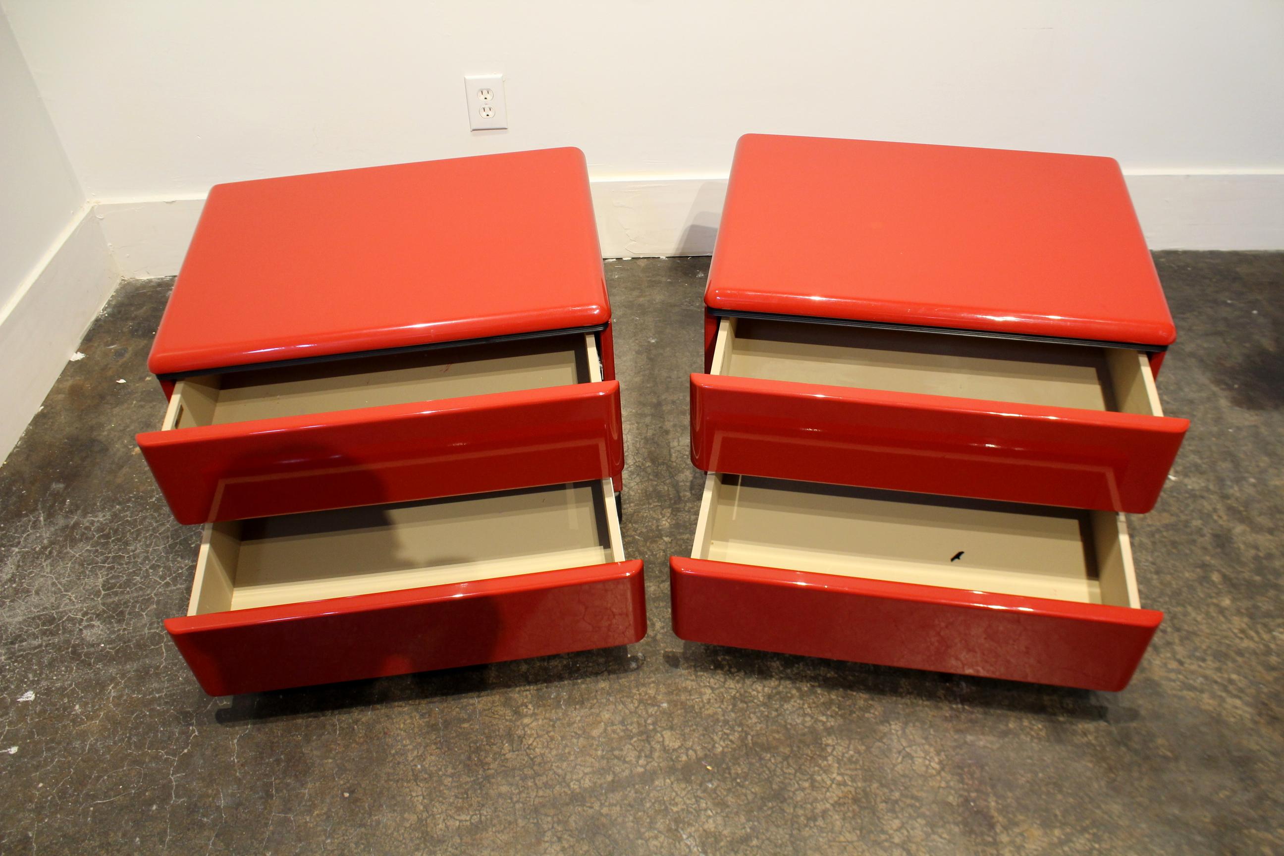 1980s Red Lacquered Nightstands by Roger Rougier In Good Condition In Dallas, TX