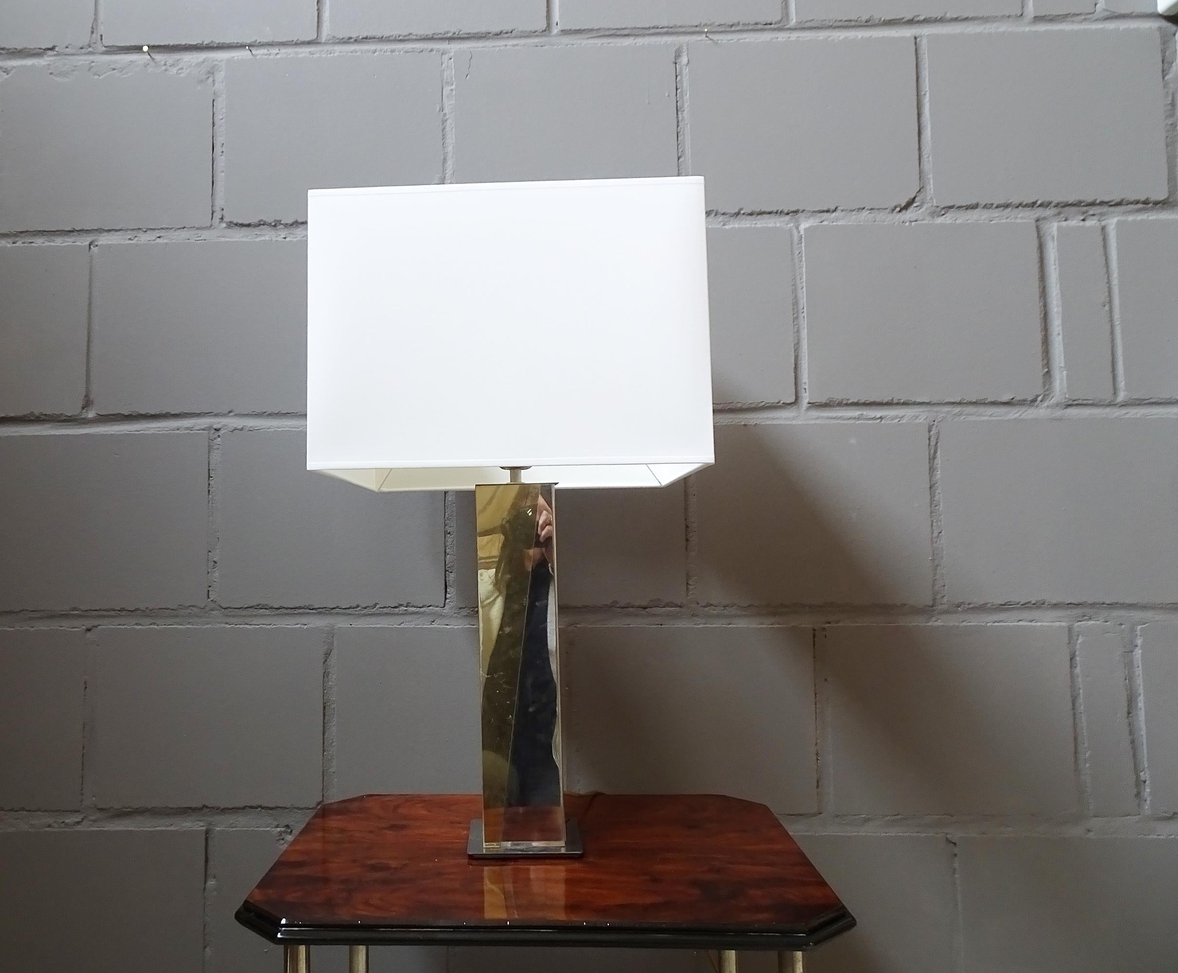 1980s Table Lamp Silver Gold, Modern Metal Table Lamp in the Style of Rizzo For Sale 1