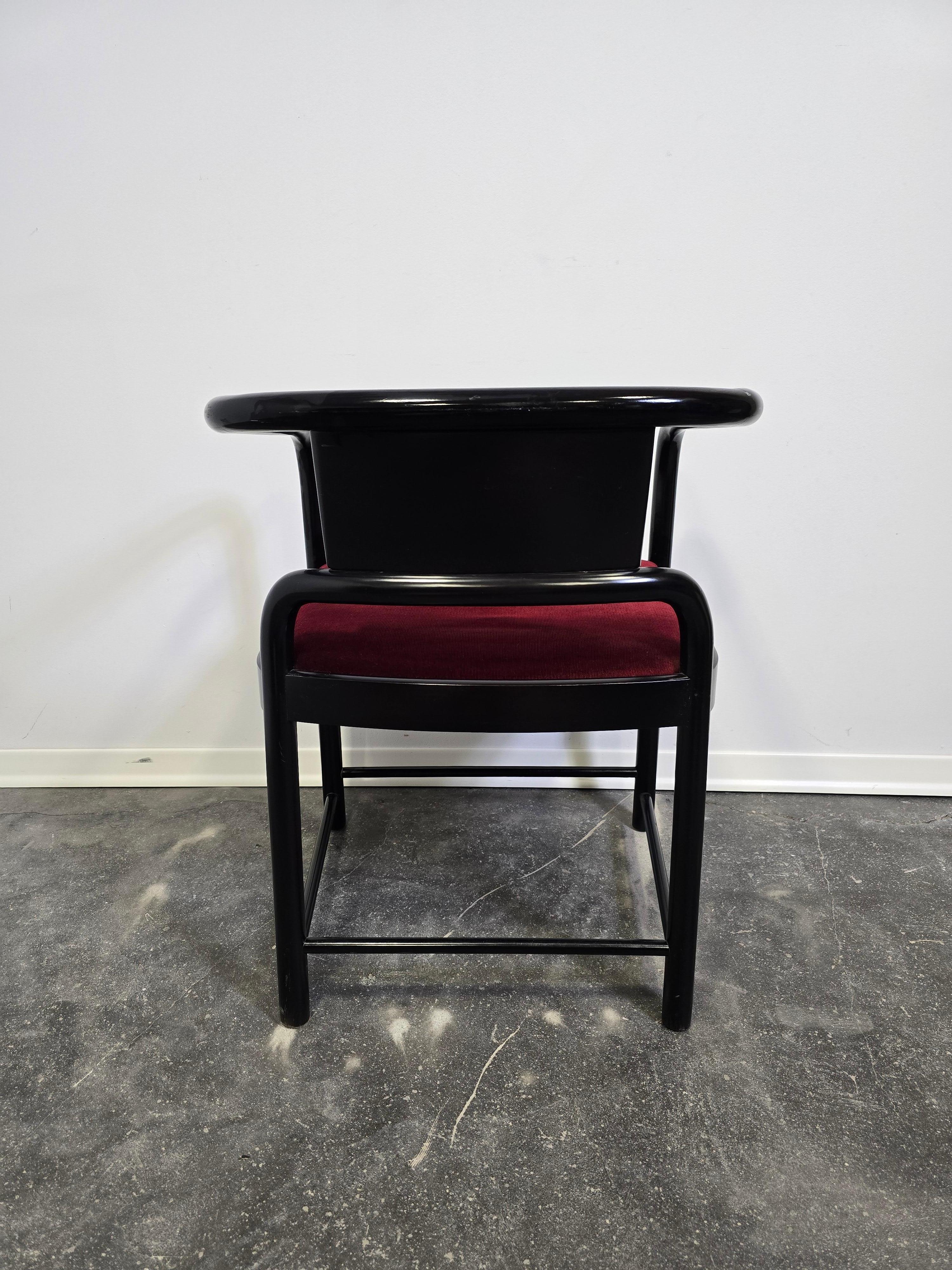 Sillón de terciopelo años 80 en venta 2