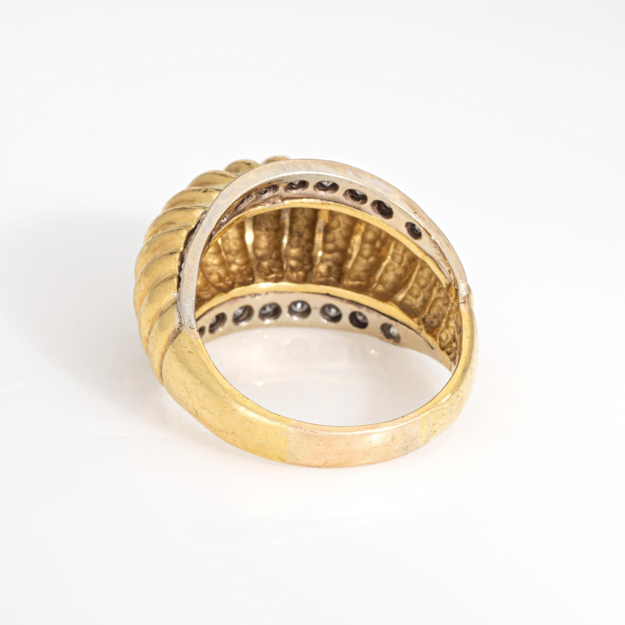 80s Vintage Fluted Dome Ring Sz 8.5 Diamond 18k Yellow Gold Wide Band Jewelry en Bueno estado para la venta en Torrance, CA