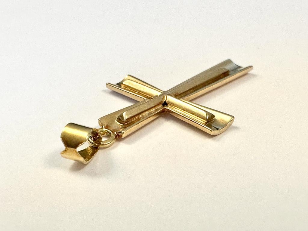 80s Vintage Spanish Cross in Yellow Gold 18kt For Sale 2