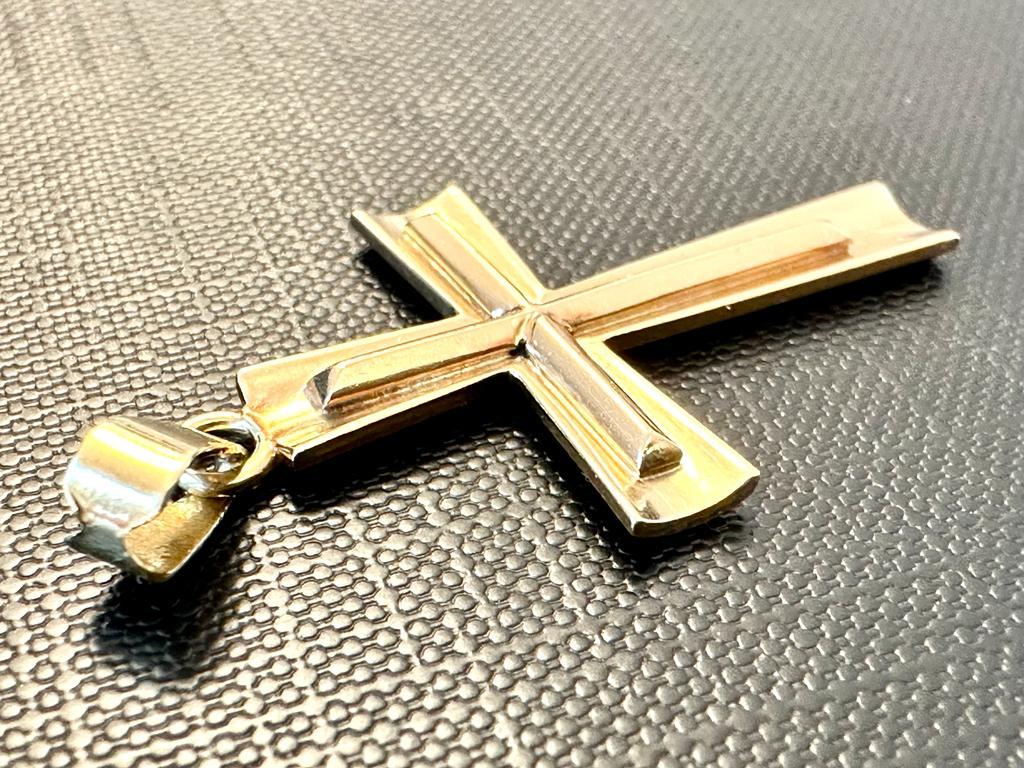 80er Jahre Vintage Spanisches Kreuz in Gelbgold 18kt im Angebot 2