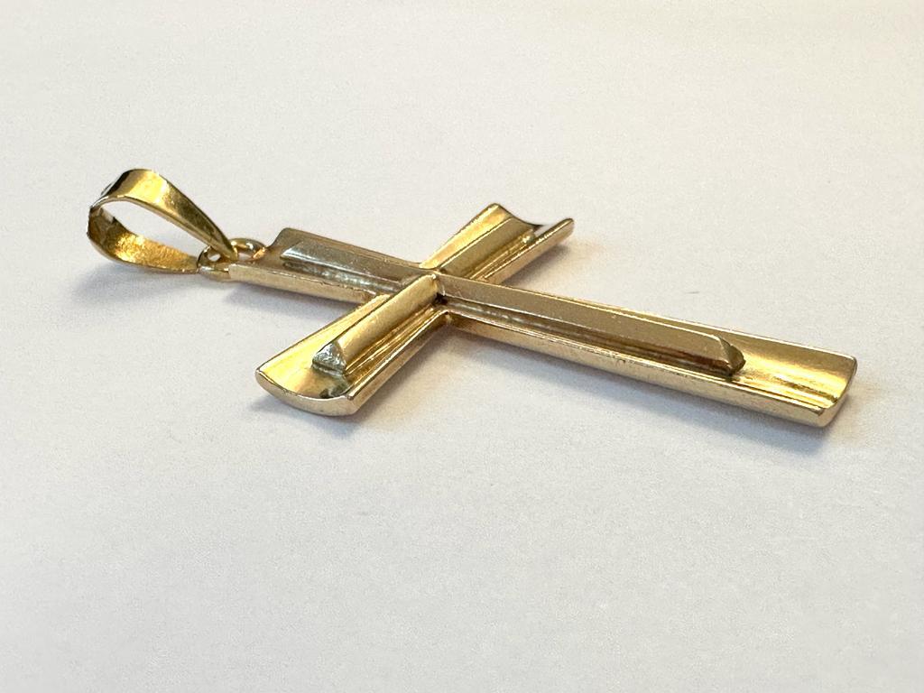 80er Jahre Vintage Spanisches Kreuz in Gelbgold 18kt im Angebot 4