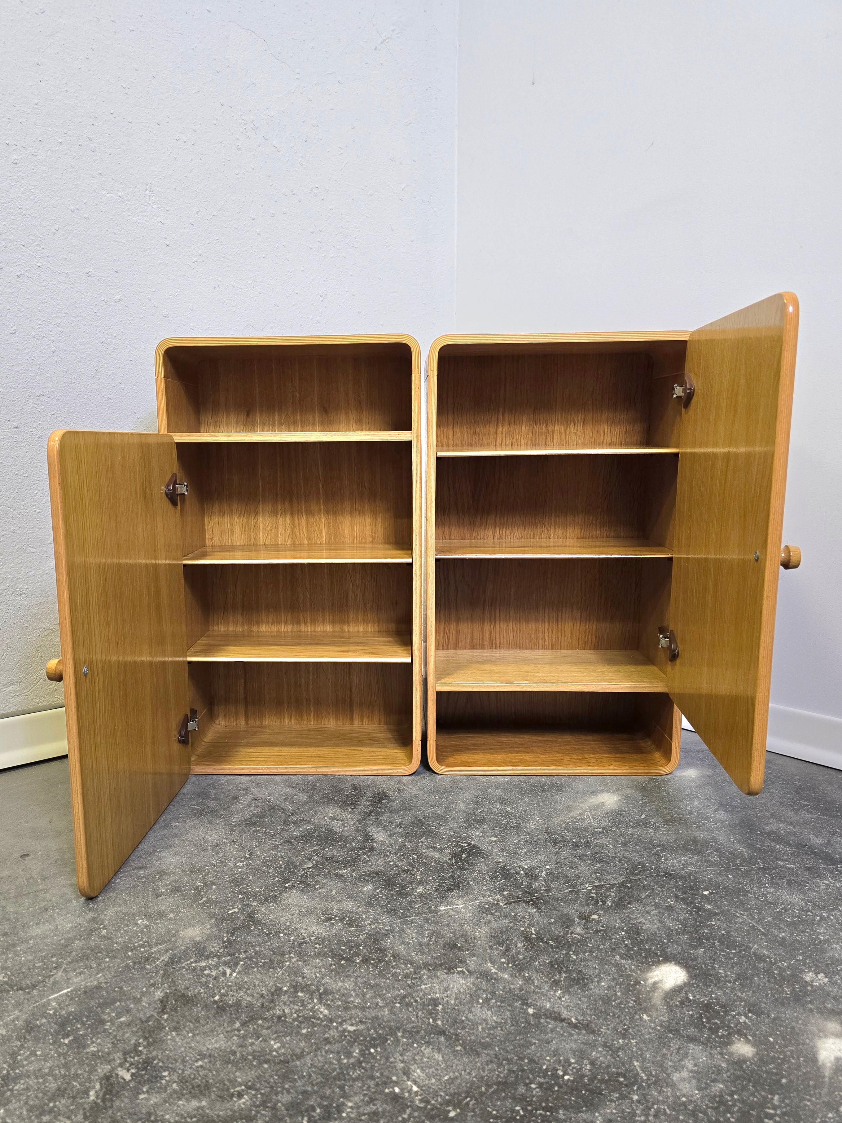 80er Jahre Wandschrank (Skandinavische Moderne) im Angebot