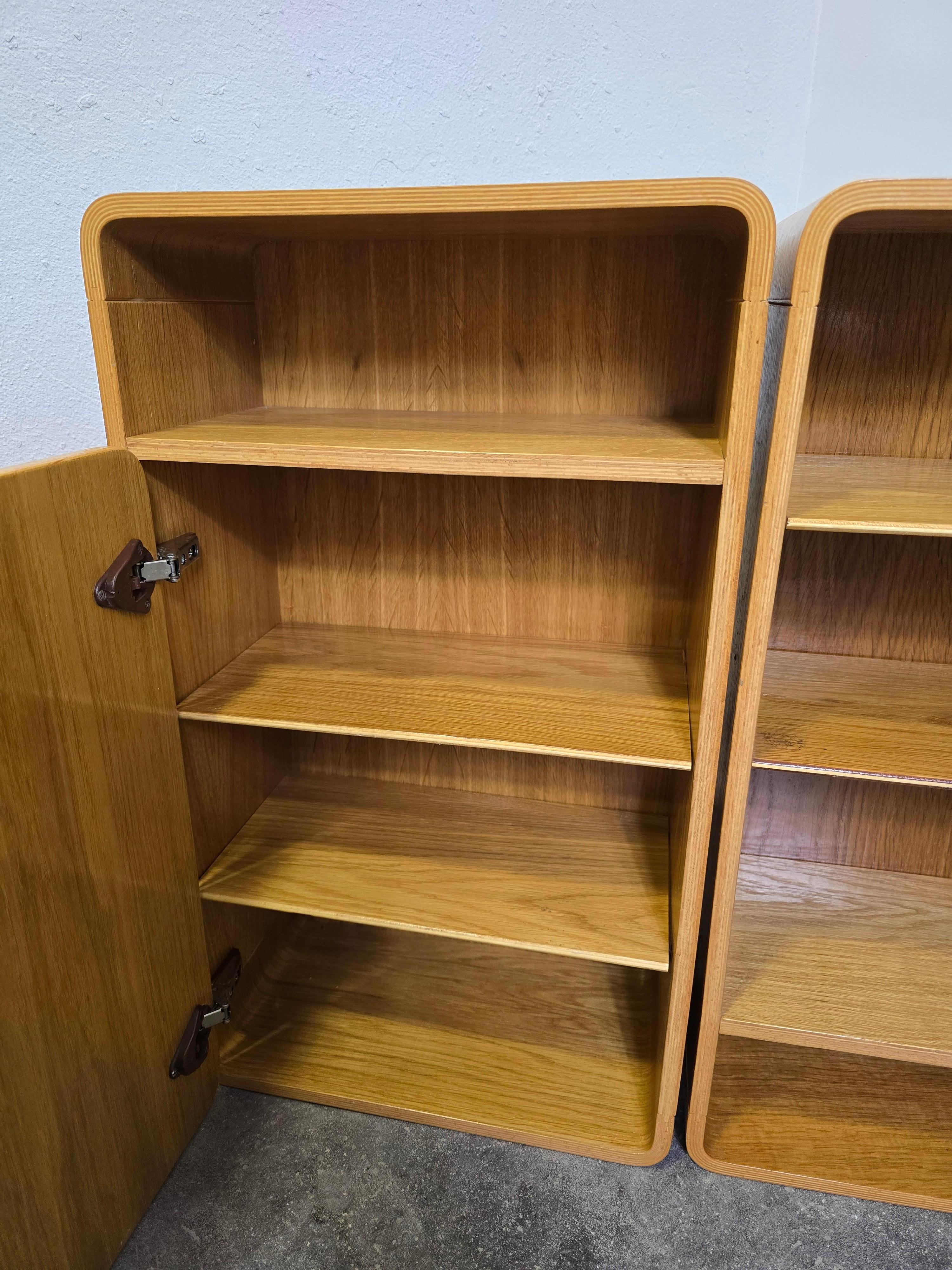 80er Jahre Wandschrank (Sperrholz) im Angebot