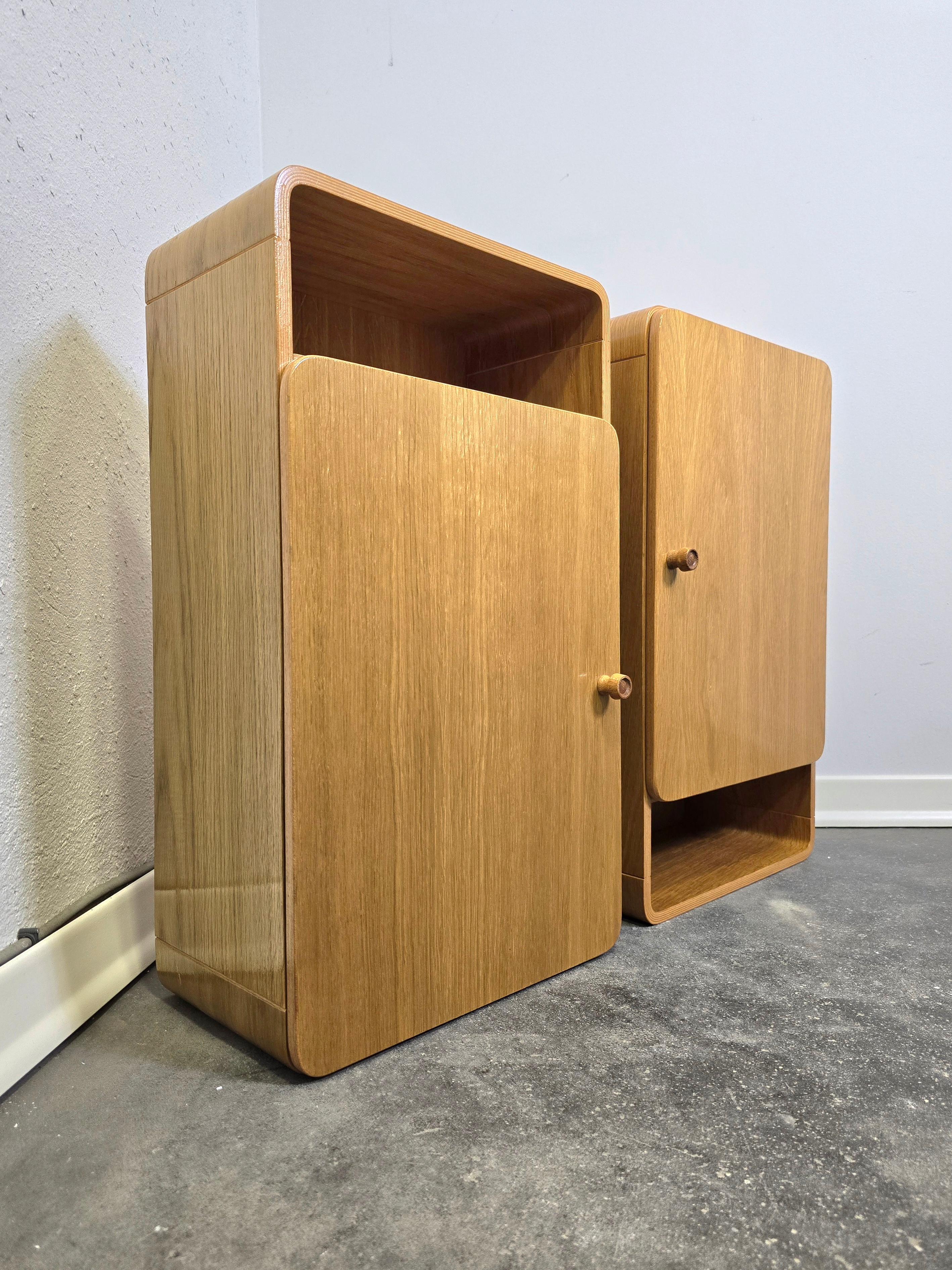 80er Jahre Wandschrank im Angebot 2