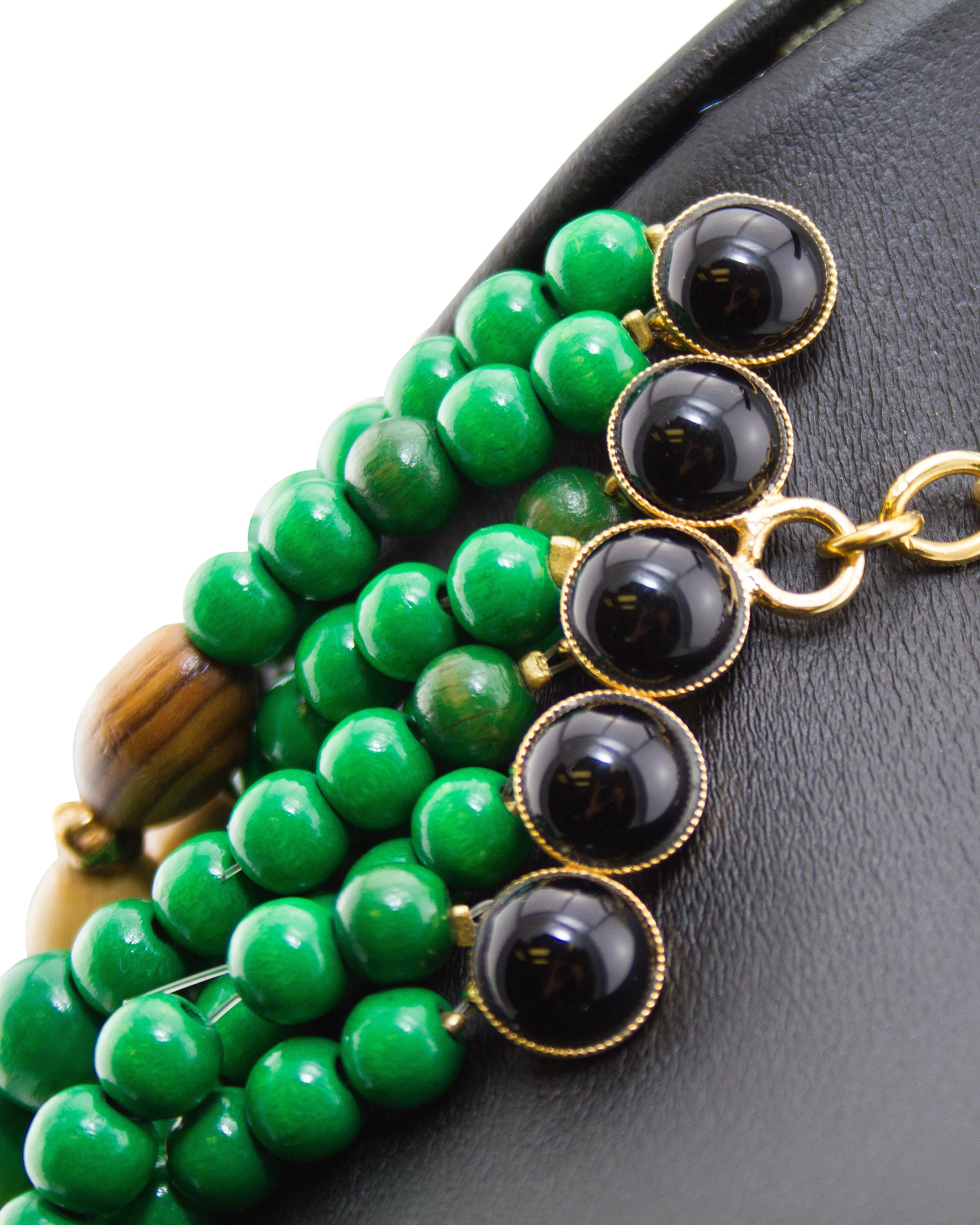 Collier de perles multibrins vertes & Brown Yves Saint Laurent Rive Gauche des années 80 Bon état - En vente à Toronto, Ontario