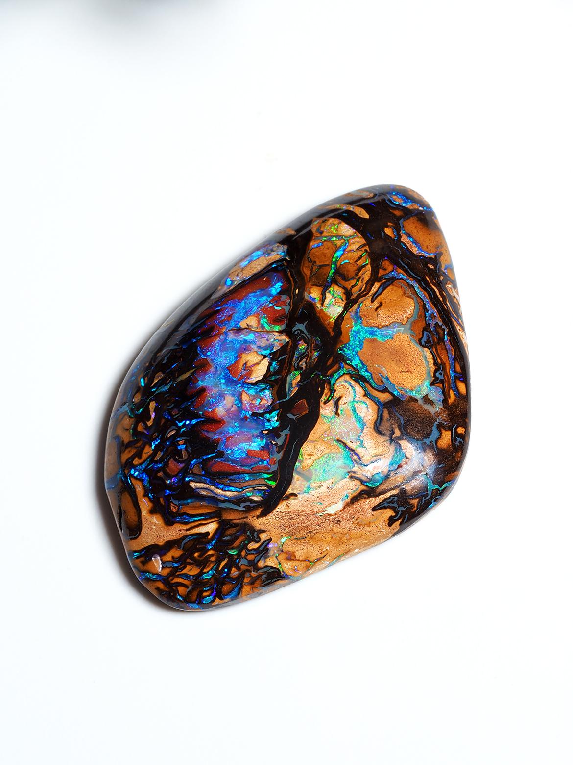 81 ct Boulder Opal large gemstone For Sale 4
