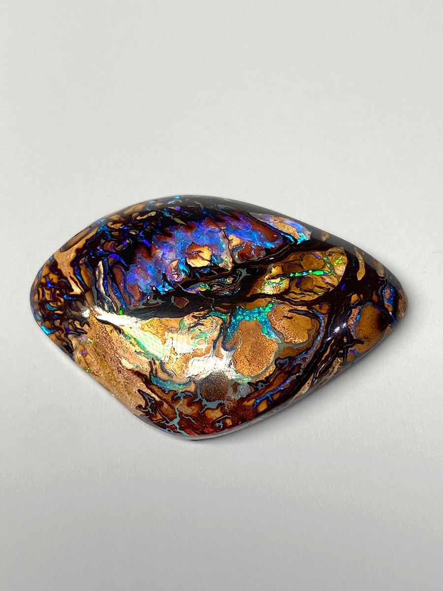 Artisan 81 ct Boulder Opal large gemstone For Sale
