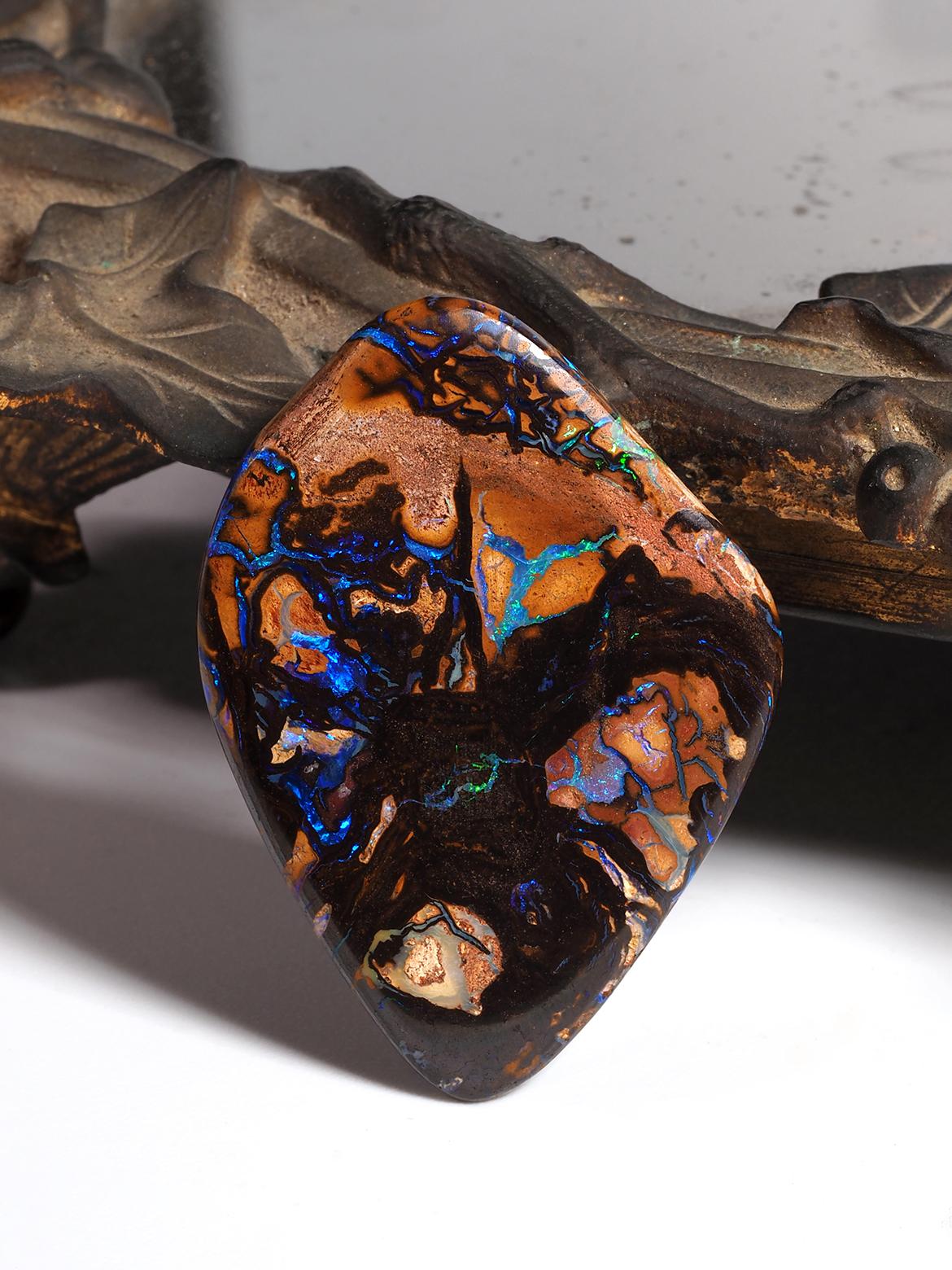 big opal stone
