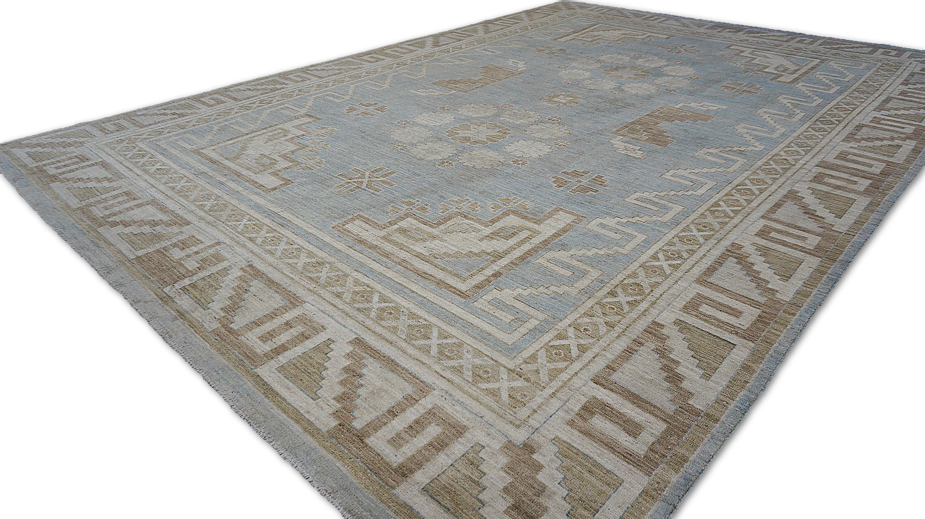 8′10″ × 12′6″ Oushak de suave diseño tribal en azul pálido y arena Pakistaní en venta