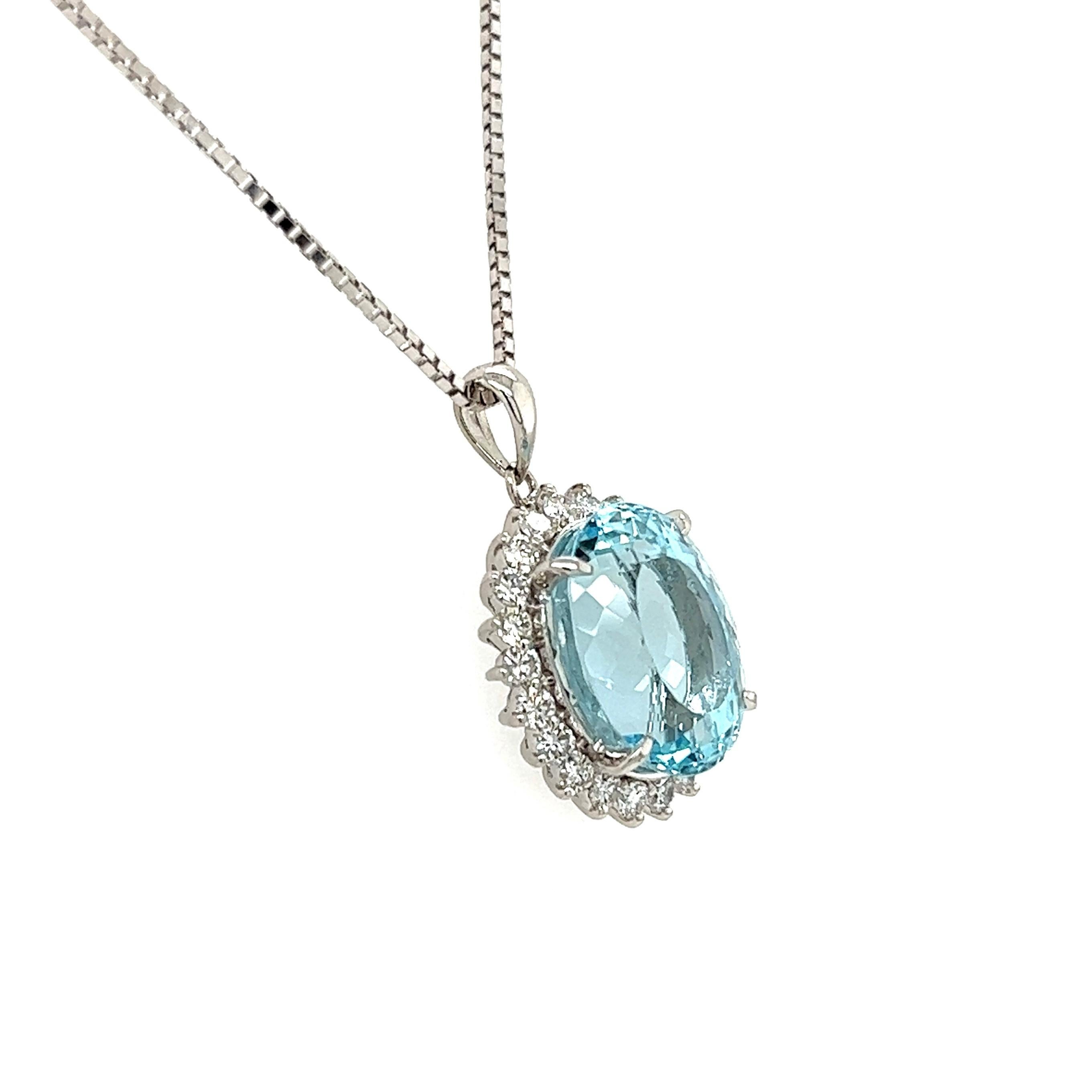 Mixed Cut 8.10 Carat Aquamarine and Diamond Platinum Pendant Necklace Estate Fine Jewelry For Sale
