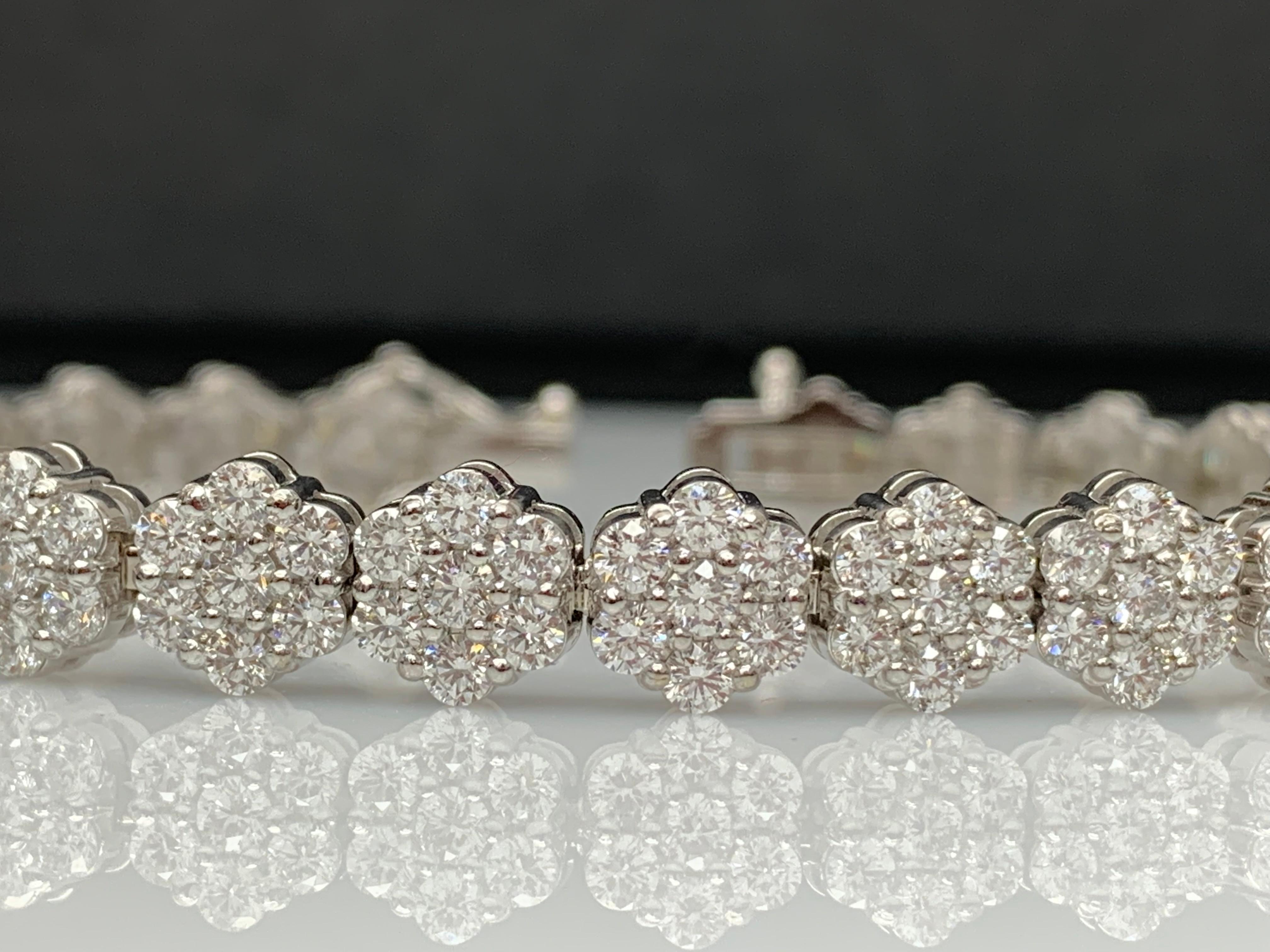 8.10 Carat Brilliant Cut Round Diamond Flower Bracelet in 14k White Gold For Sale 7
