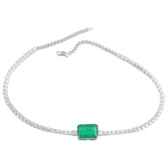 8.10 Carat Emerald 14 Karat White Gold Diamond Choker Necklace