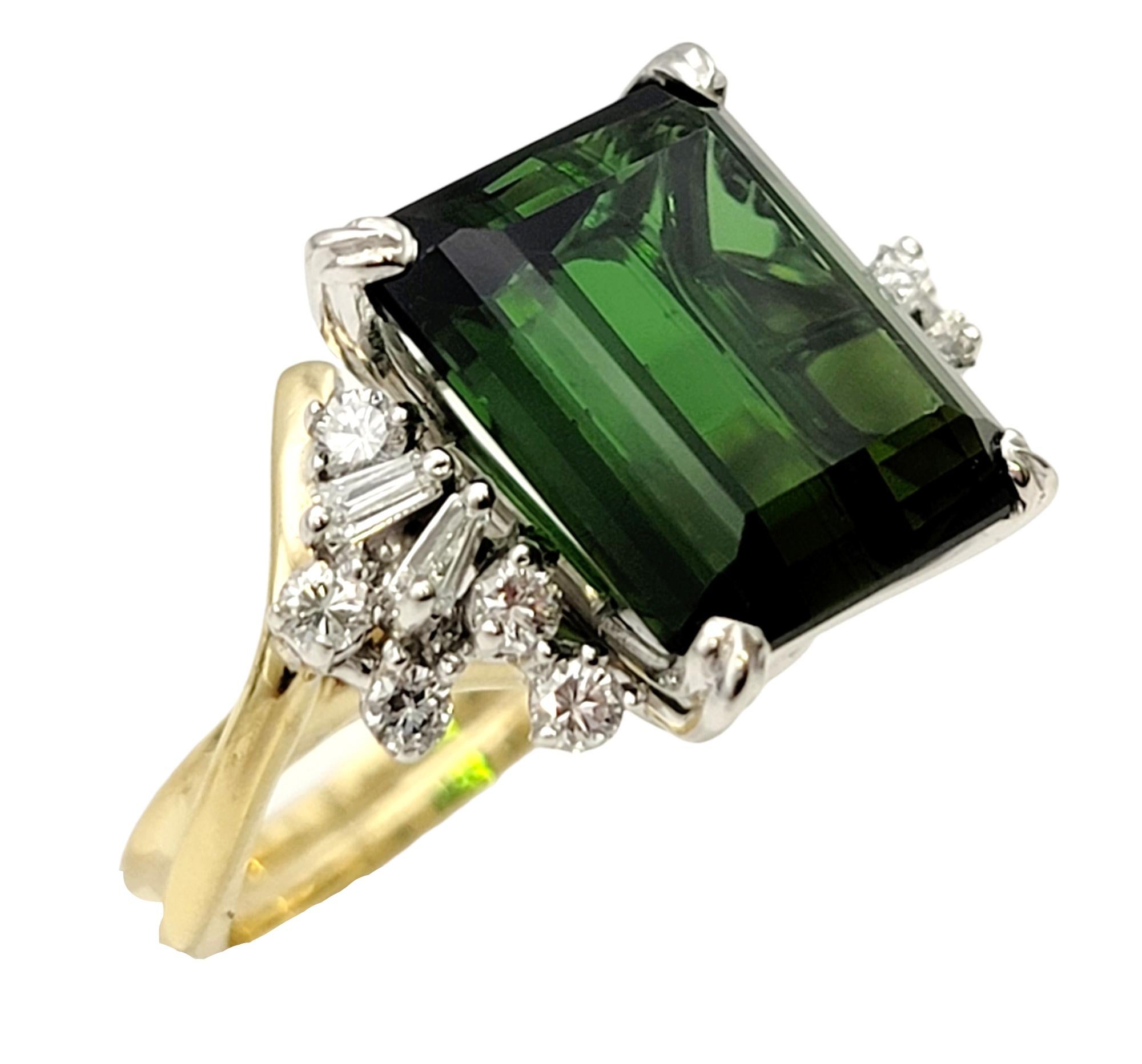 8.10 Carat Emerald Cut Green Tourmaline and Diamond Cocktail Ring 18 Karat Gold In Good Condition For Sale In Scottsdale, AZ