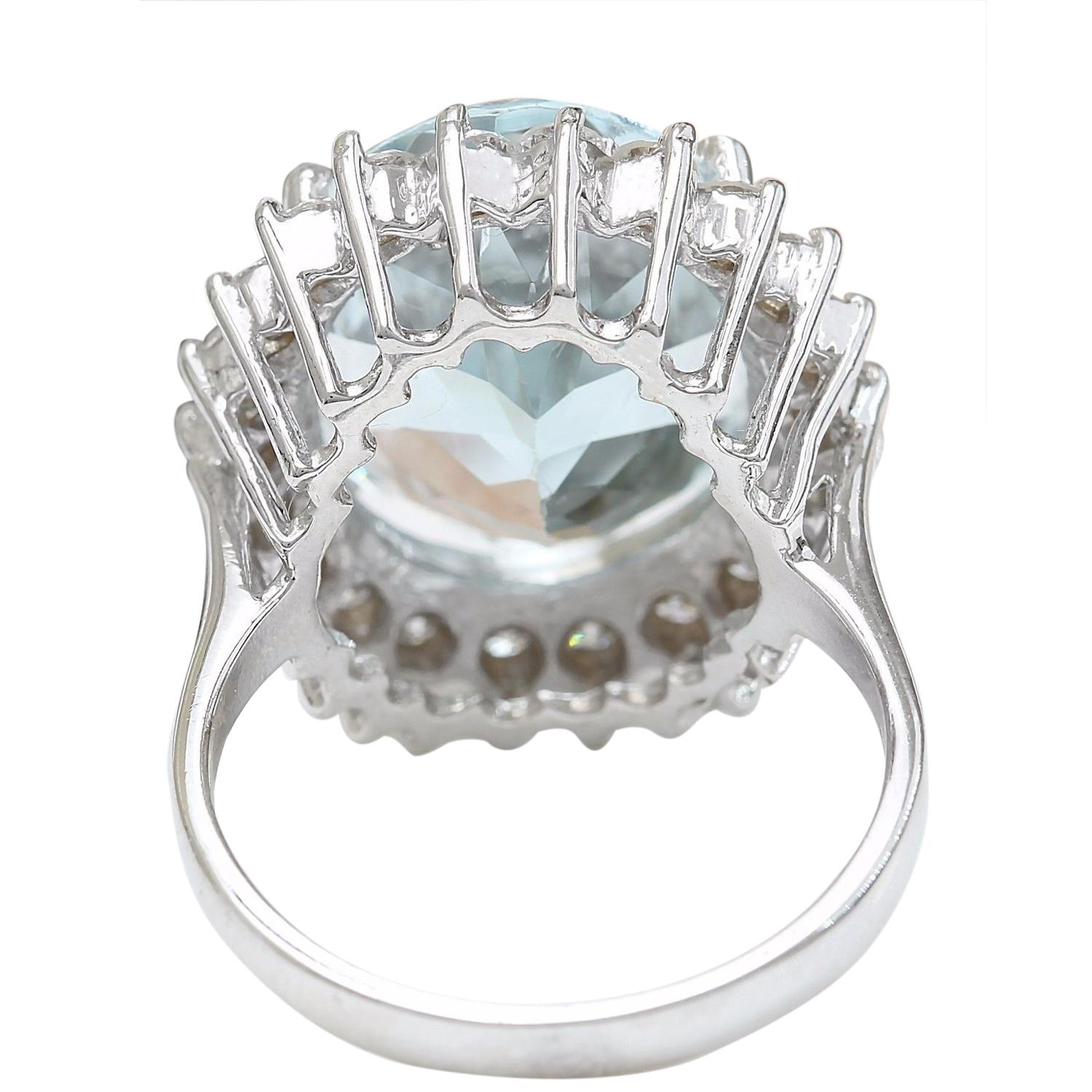Natural Aquamarine 14 Karat Solid White Gold Diamond Ring In New Condition For Sale In Manhattan Beach, CA