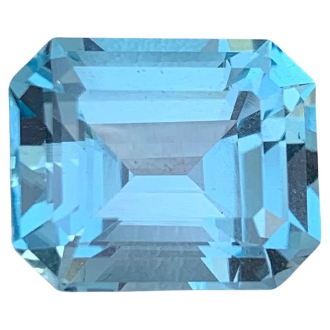 8.10 Carat Natural Loose Sky Blue Topaz Stone Emerald Cut African Gemstone For Sale