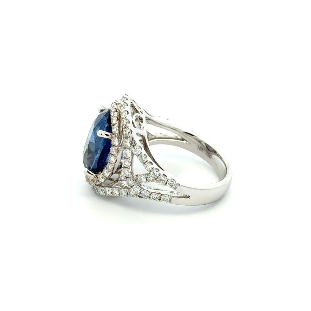 Bague vintage en or avec saphir ovale de 8,10 carats GIA et diamant RBC Pour femmes en vente