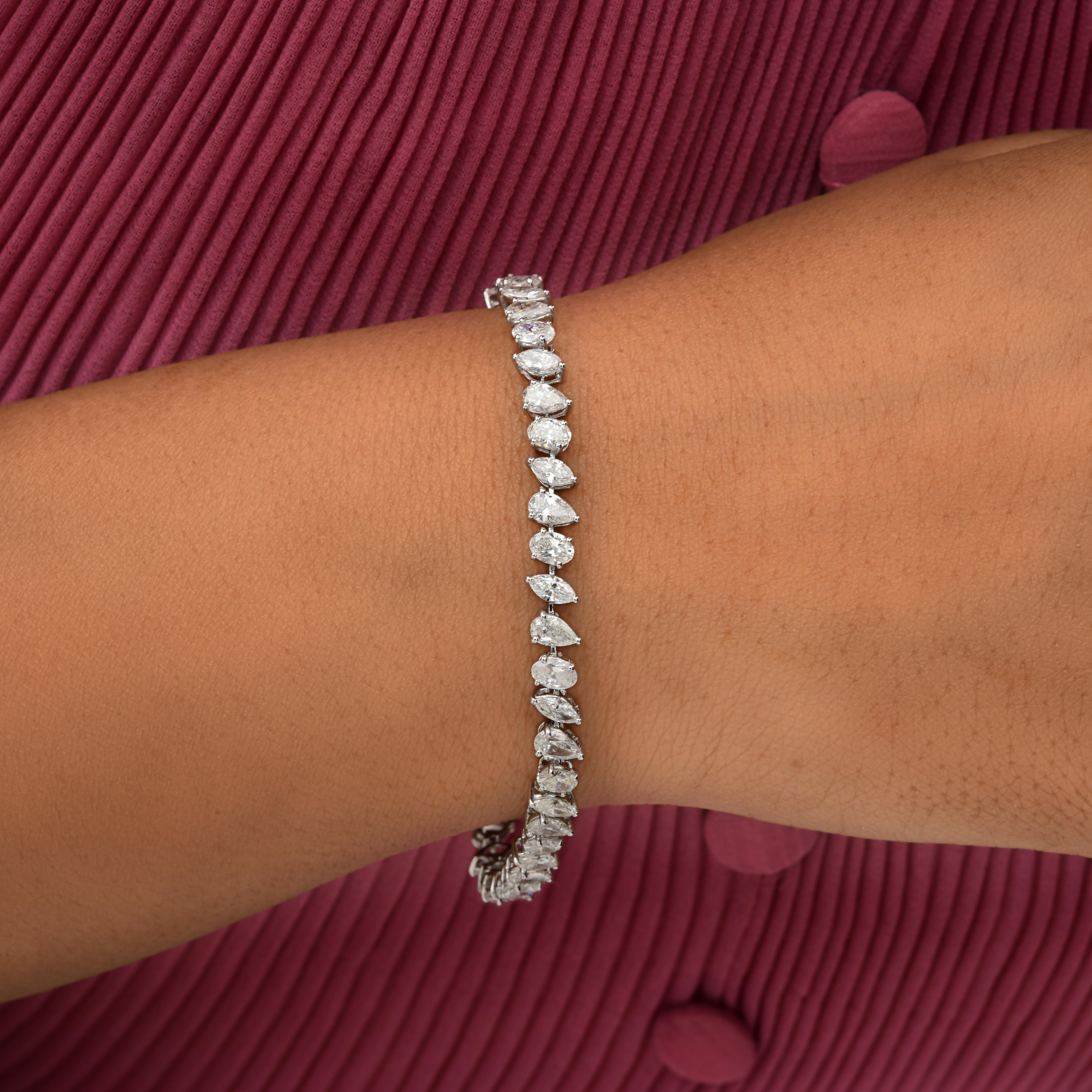 Collana di diamanti multiforme da 8,10 carati SI Clarity HI Color Oro bianco 18 carati In condizioni Nuovo in vendita a Diera, Dubai