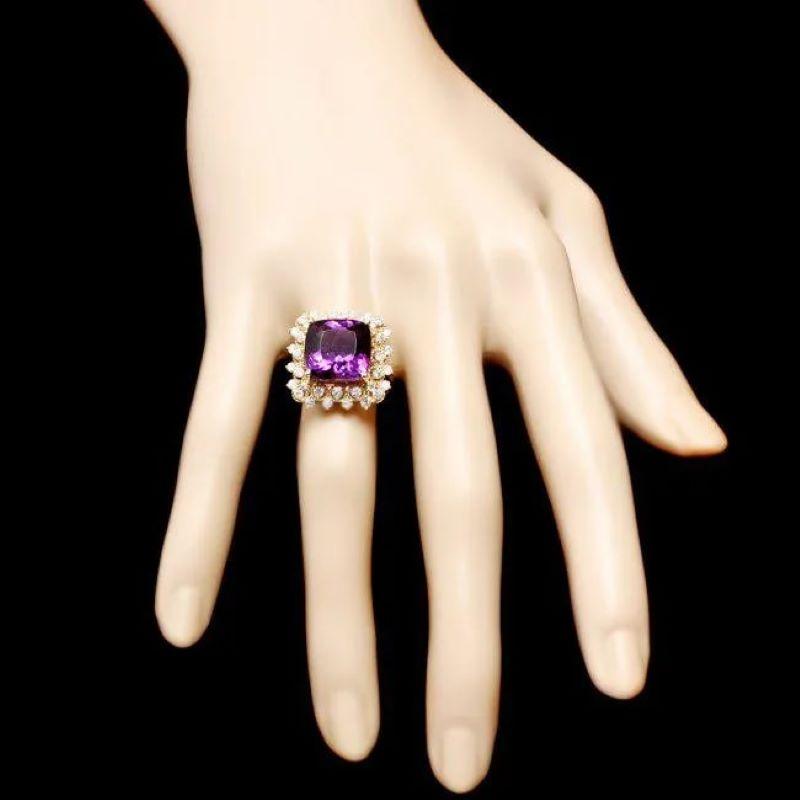 8.10 Carats Natural Impressive Amethyst and Diamond 14K Yellow Gold Ring In New Condition For Sale In Los Angeles, CA
