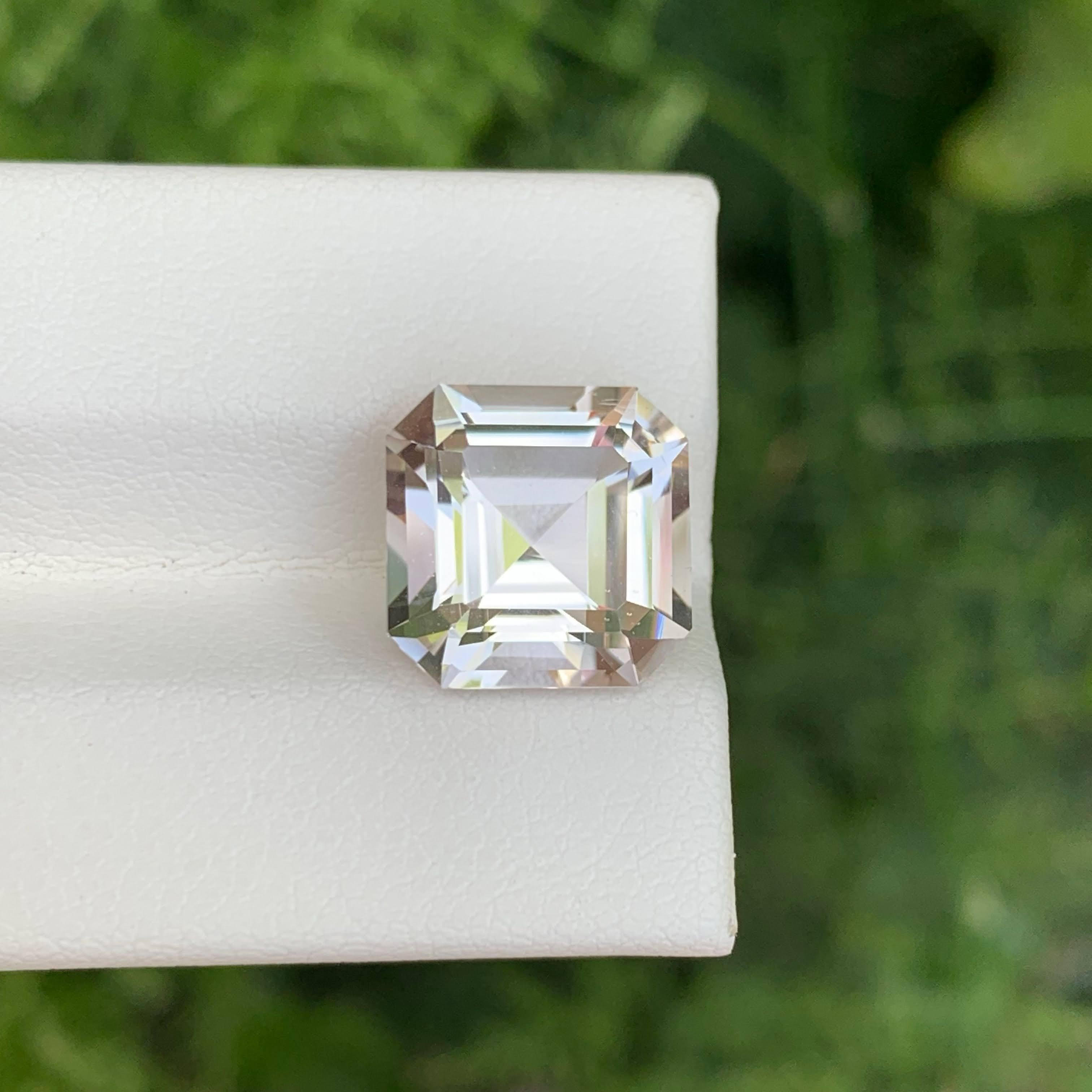 8.10 carats Quality Topaz Stone Asscher Cut Natural Pakistani Gemstone For Sale 3