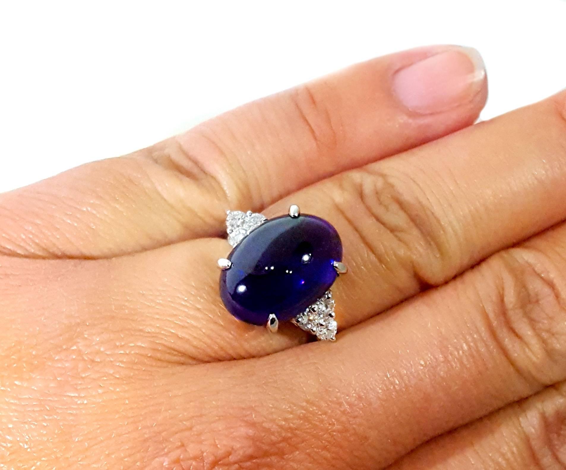 8.10 Carat Cabochon Amethyst and Diamond Accent Platinum Ring In Excellent Condition In Vail, CO