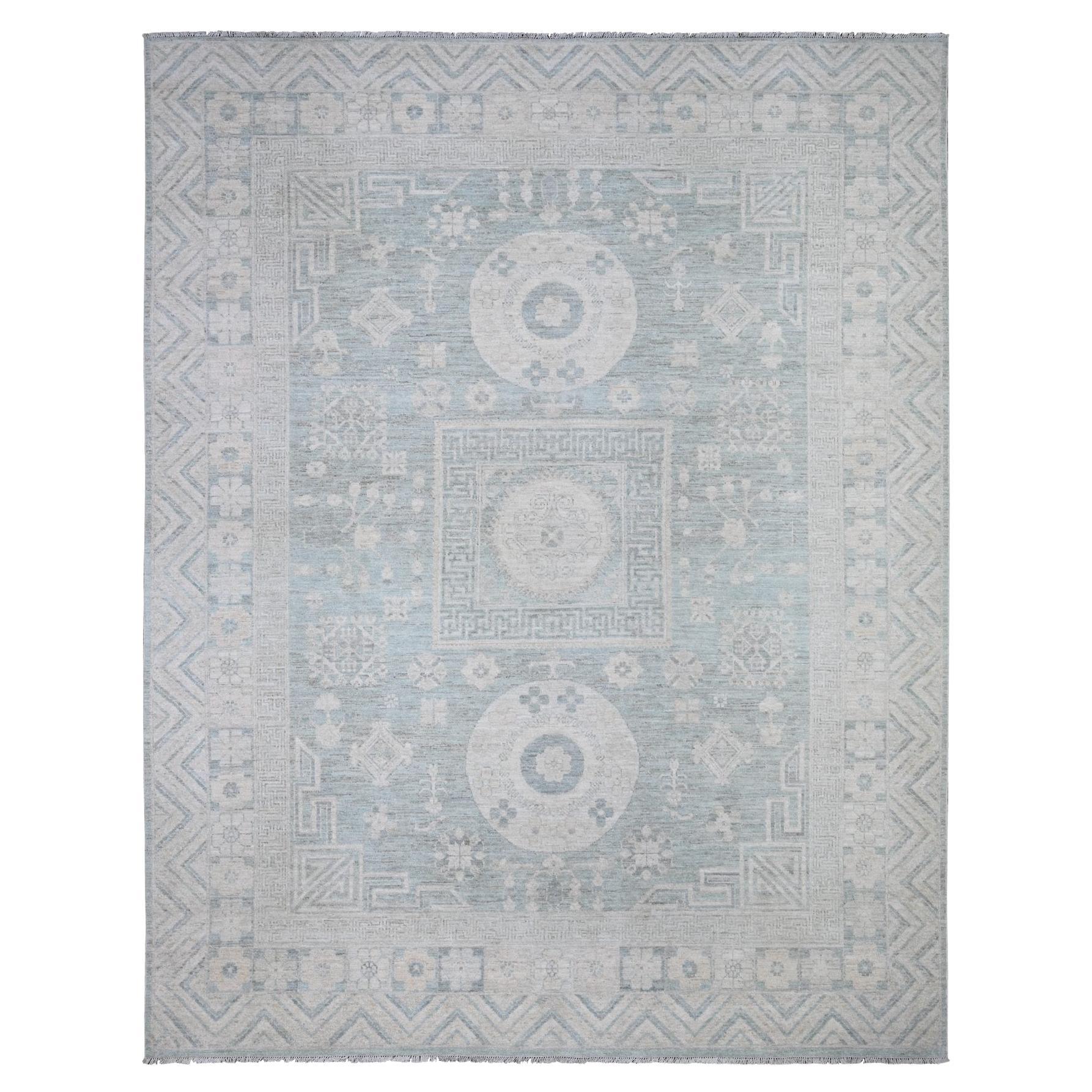 8'10"x11'3" Blauer, gewaschener Peshawar mit Khotan-Design, handgeknüpfter Wollteppich im Angebot