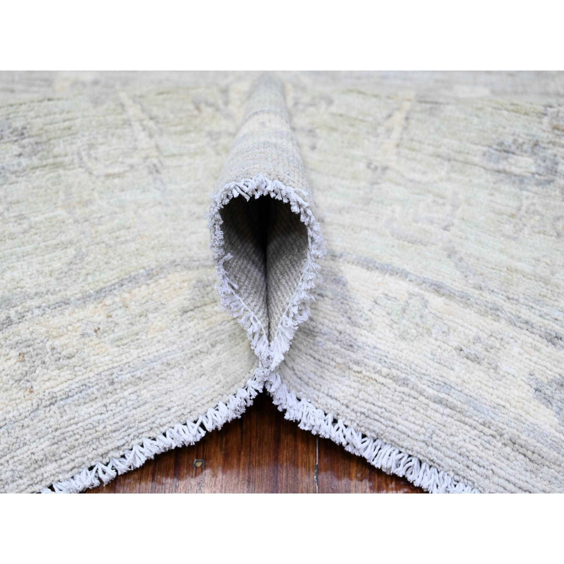 Hand-Knotted 8'10