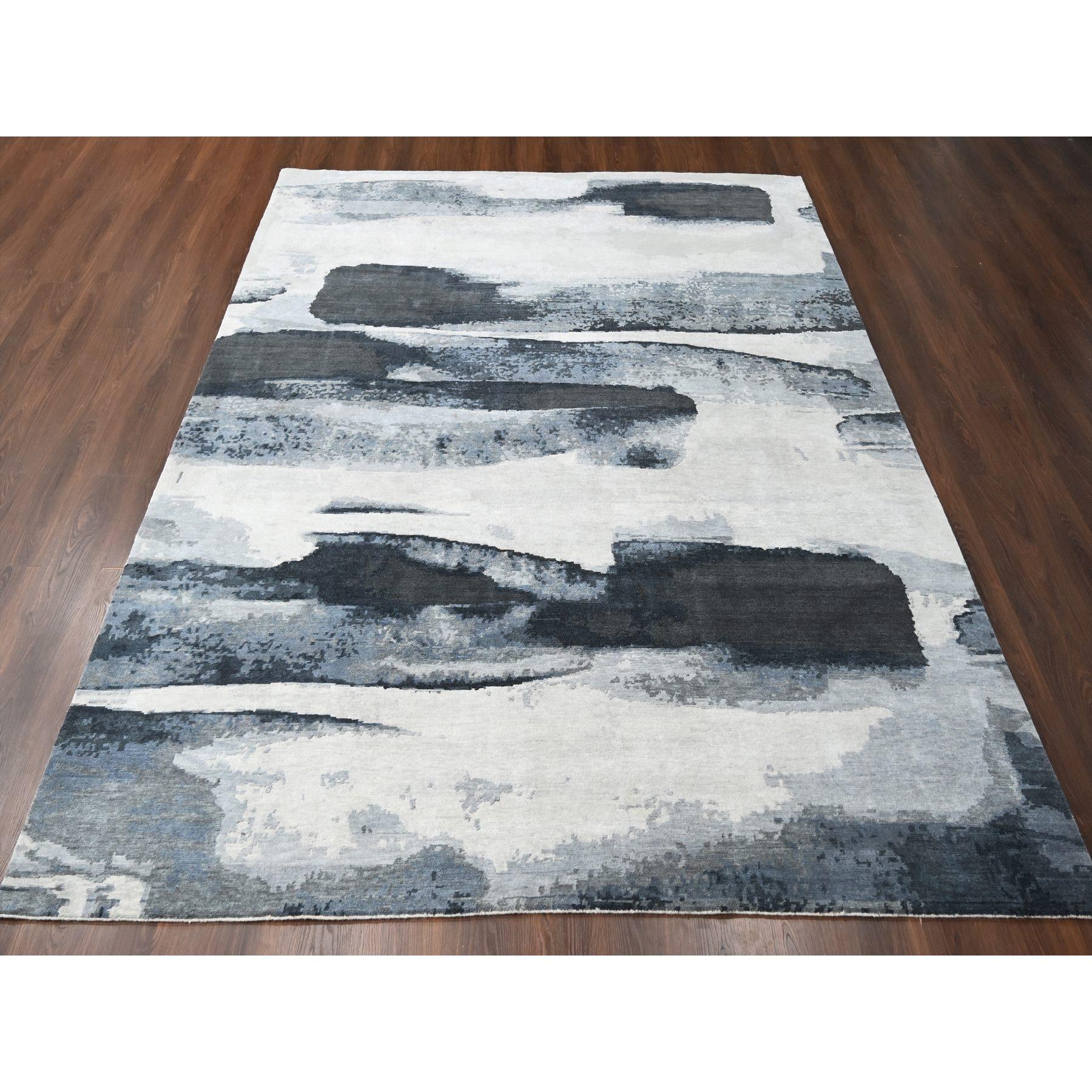 Dies ist eine wirklich echte one-of-a-kind Hand Knotted Modern Abstract Design, Wolle, Orientteppich. Es wurde monatelang von erfahrenen Kunsthandwerkern in jahrhundertealten Webtechniken geknüpft.
Primäre MATERIALIEN: Wolle
Latex: Kein Flor 
Höhe: