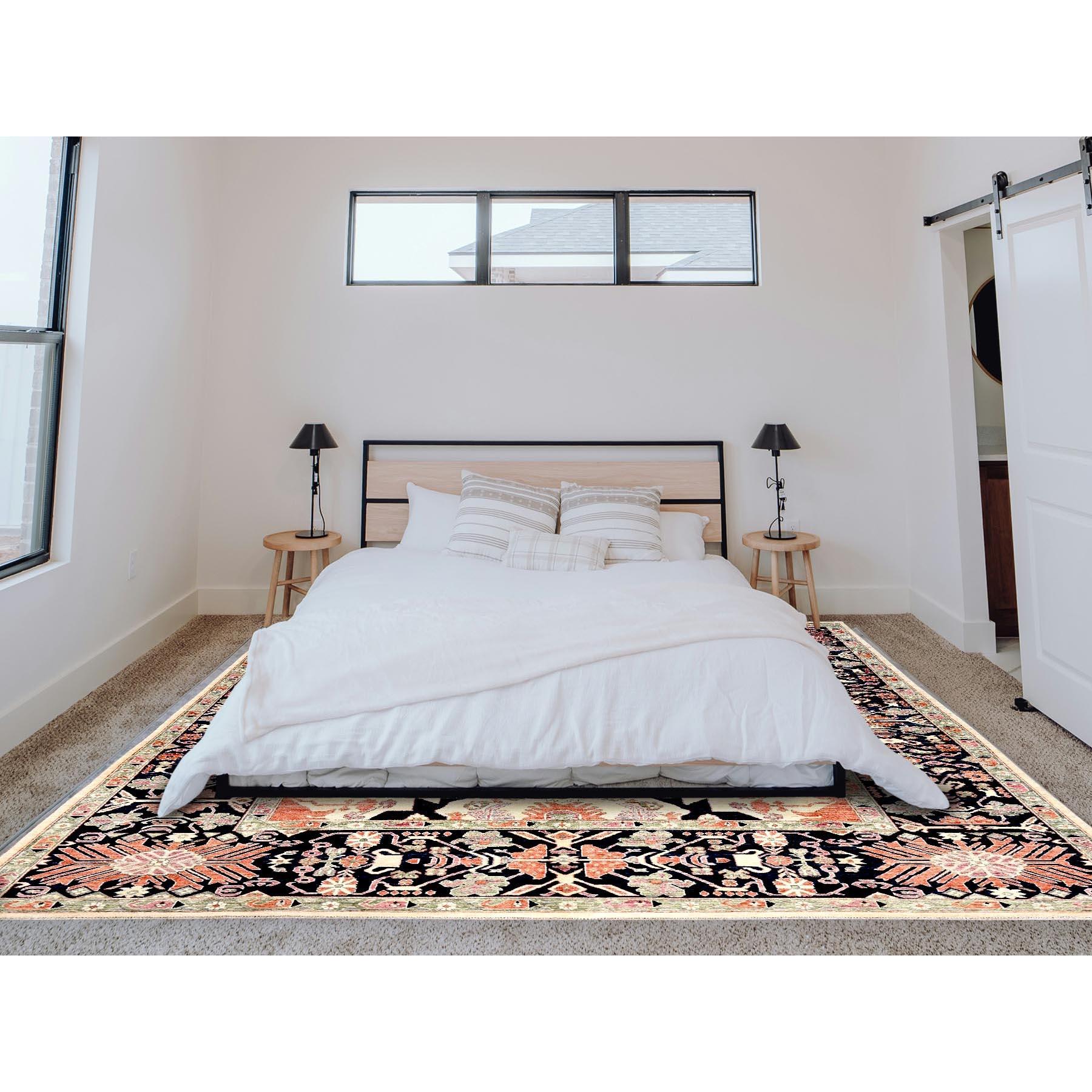 Bianco latte di mandorla, Collezione Aryana, Design di Serapi Heriz, Tinture vegetali, Lana di alta montagna, Annodato a mano, Pile morbido, Tessuto fitto, Tappeto orientale
Materiali primari: Lana
Lattice: No Pile 
altezza: 0,25 pollici
Stile: