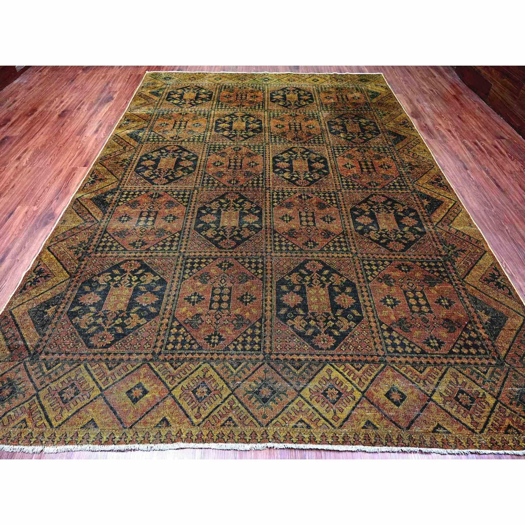 Kaffeebraun, gefärbter afghanischer Ersari mit Gartenblock-Design, ohne Flor, pflanzlich gefärbt, gezeichnet, handgeknüpft, 100% Wolle, Orientteppich
Primäre MATERIALIEN: Wolle
Latex: Kein Flor 
Höhe: 0,25 Zoll
Stil: Transitional
Grundfarbe: