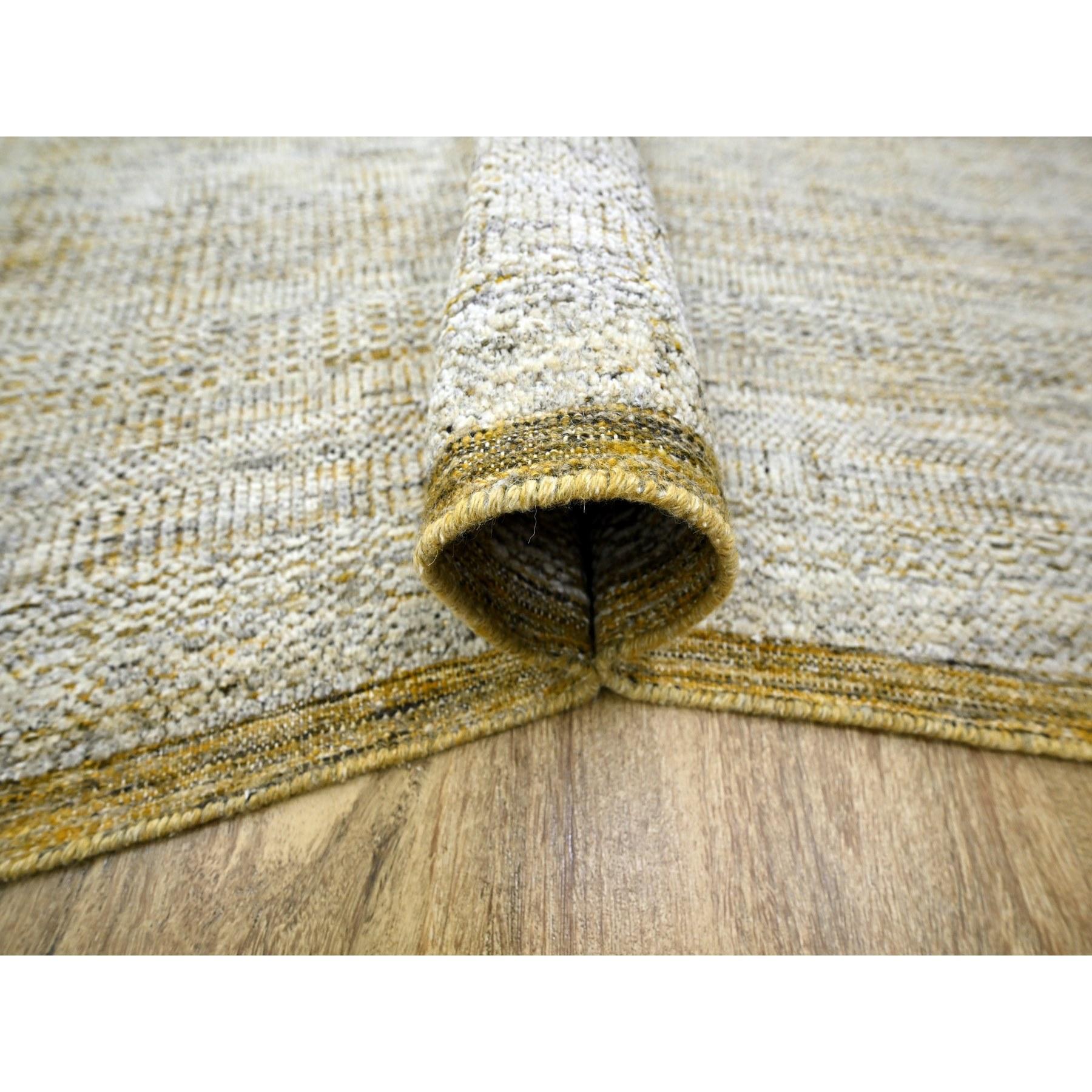 Hand-Knotted 8'10