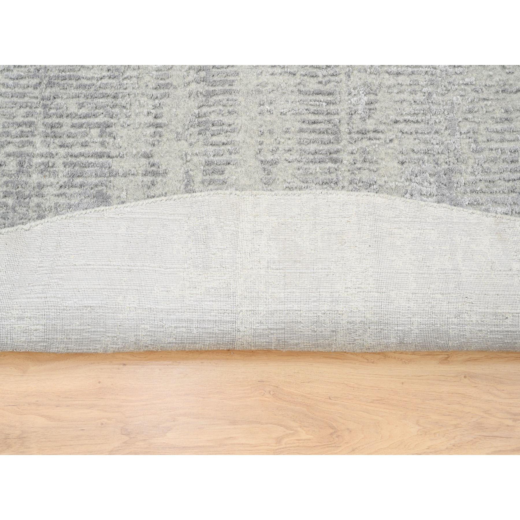 Hand-Woven 8'10