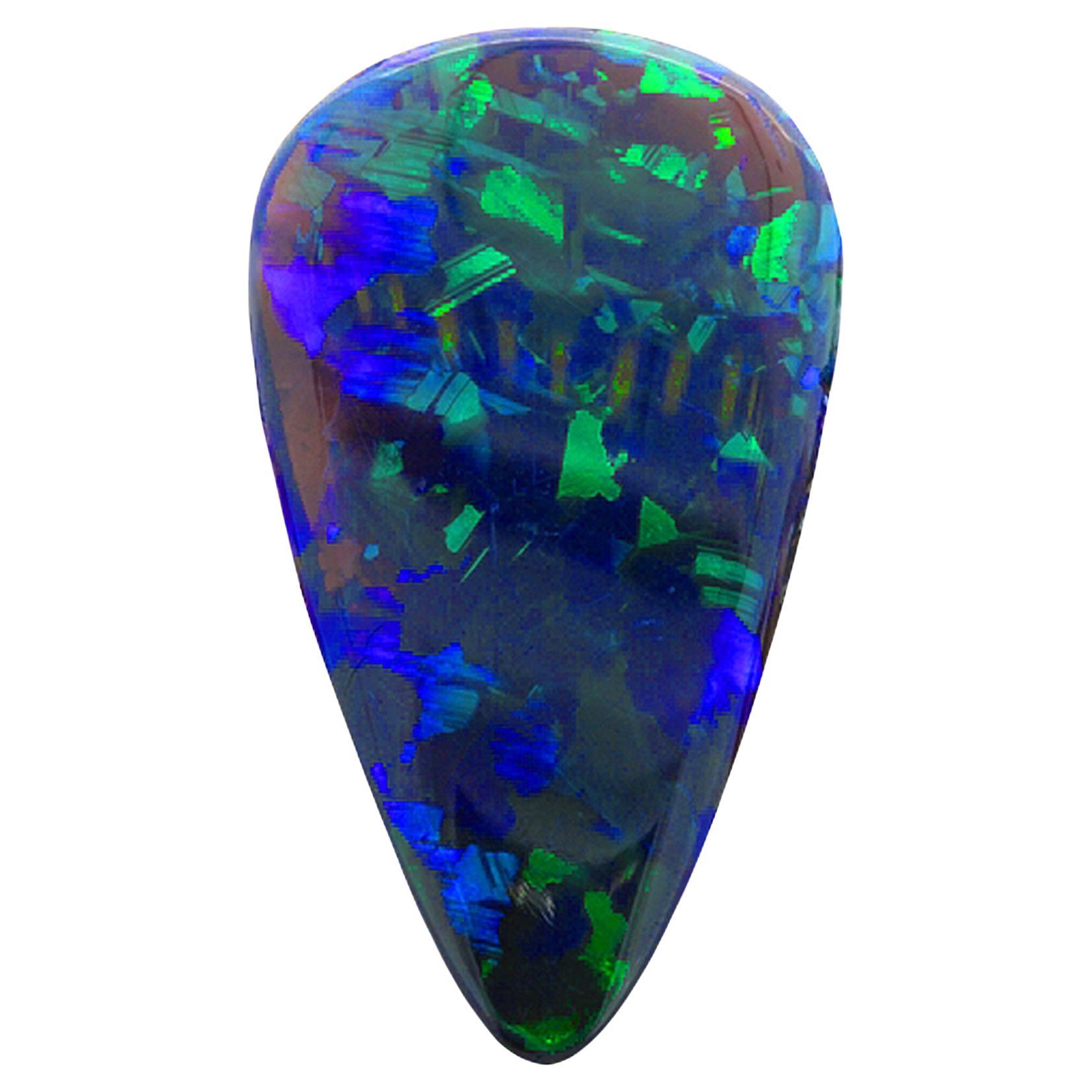 Opale noire naturelle non sertie de 8,11 carats provenant de Lightning Ridge, Australie, en forme de poire en vente