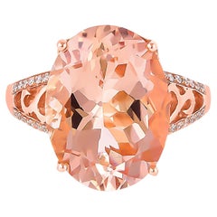 8,11 Karat Morganit und Diamantring aus 18 Karat Roségold