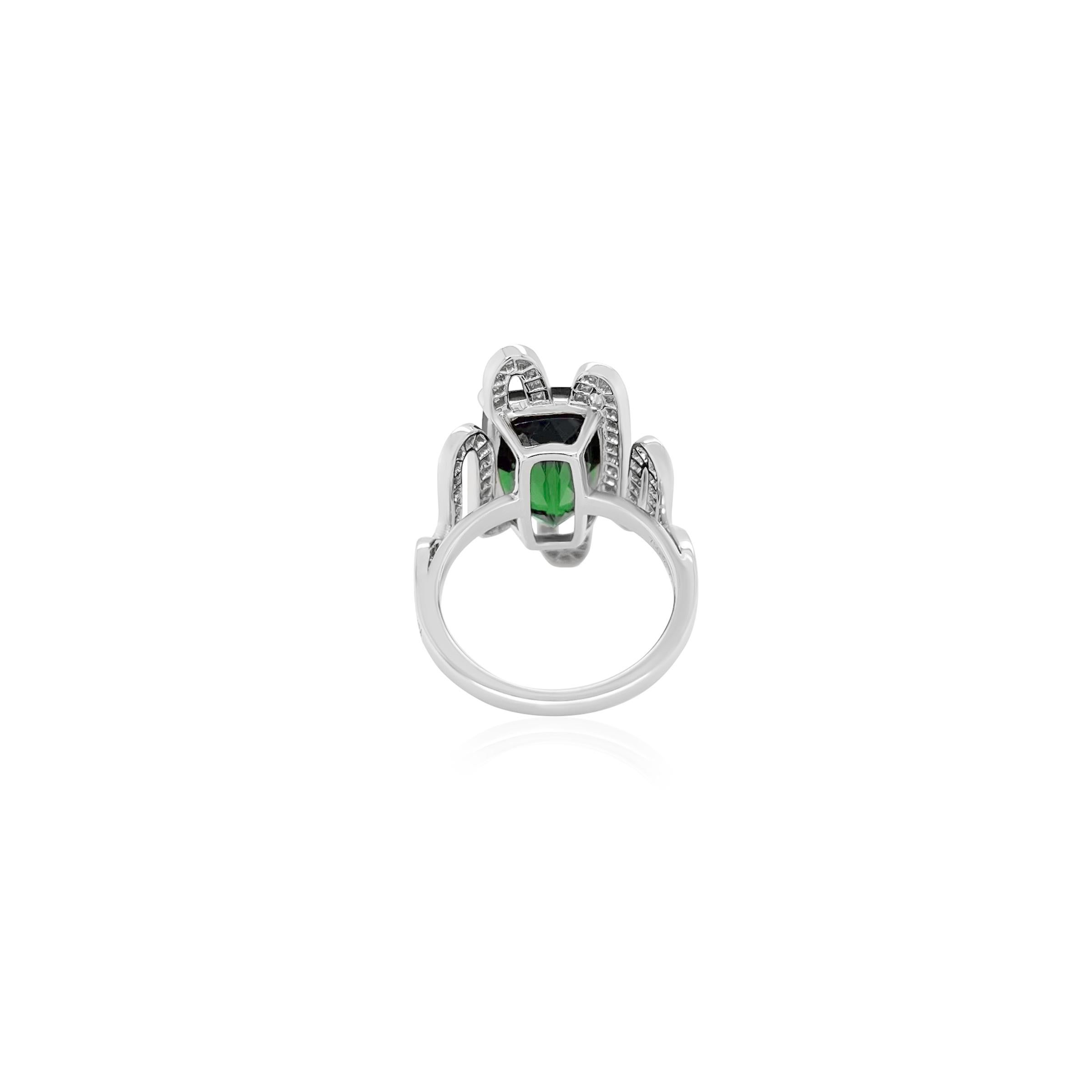 Modern 8.116 Carat Brazilian Green Tourmaline and Diamond Ring in 18k White Gold  For Sale