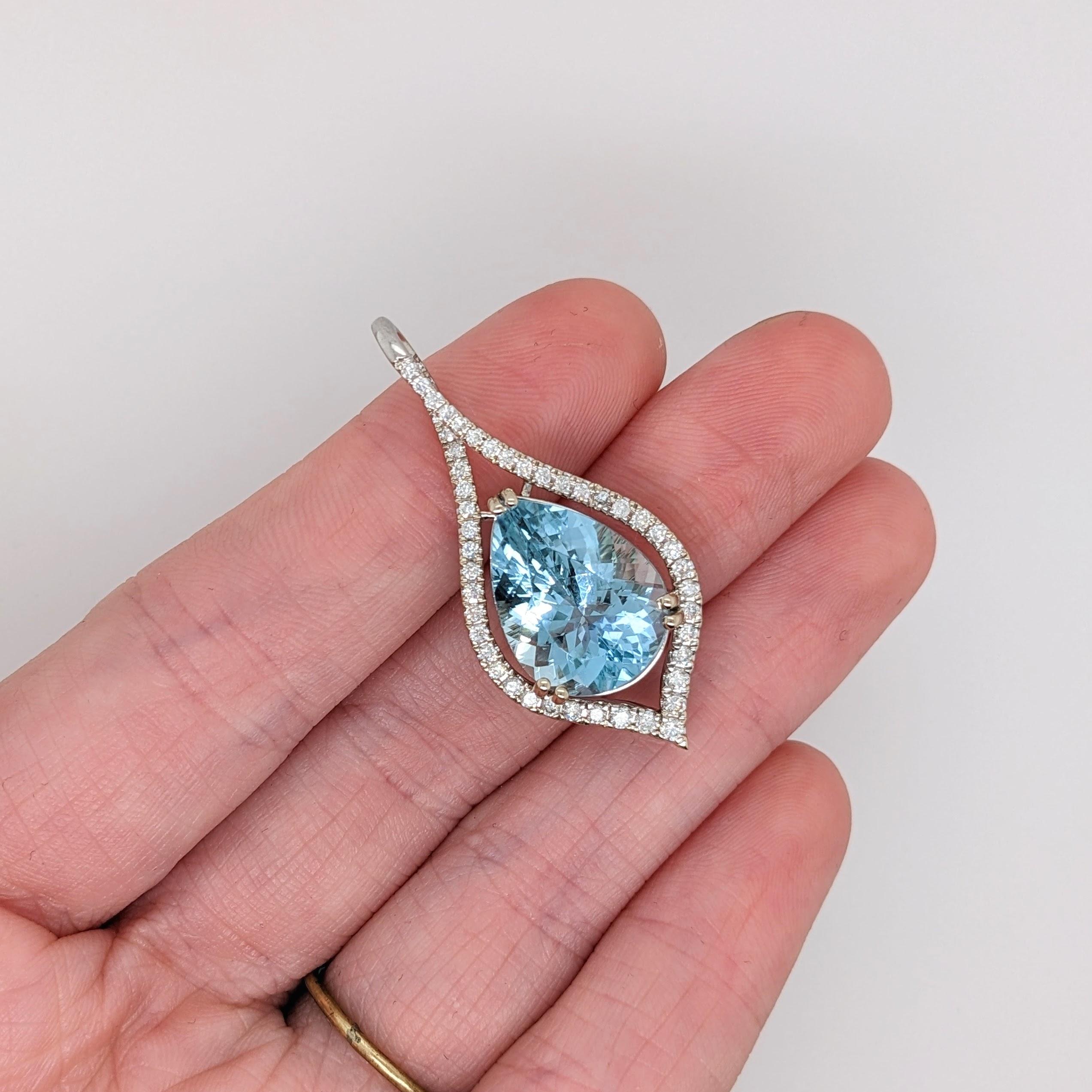 Pear Cut 8.11ct Aquamarine Pendant w Natural Diamond Accents Solid 14K Gold Pear 18x12mm For Sale