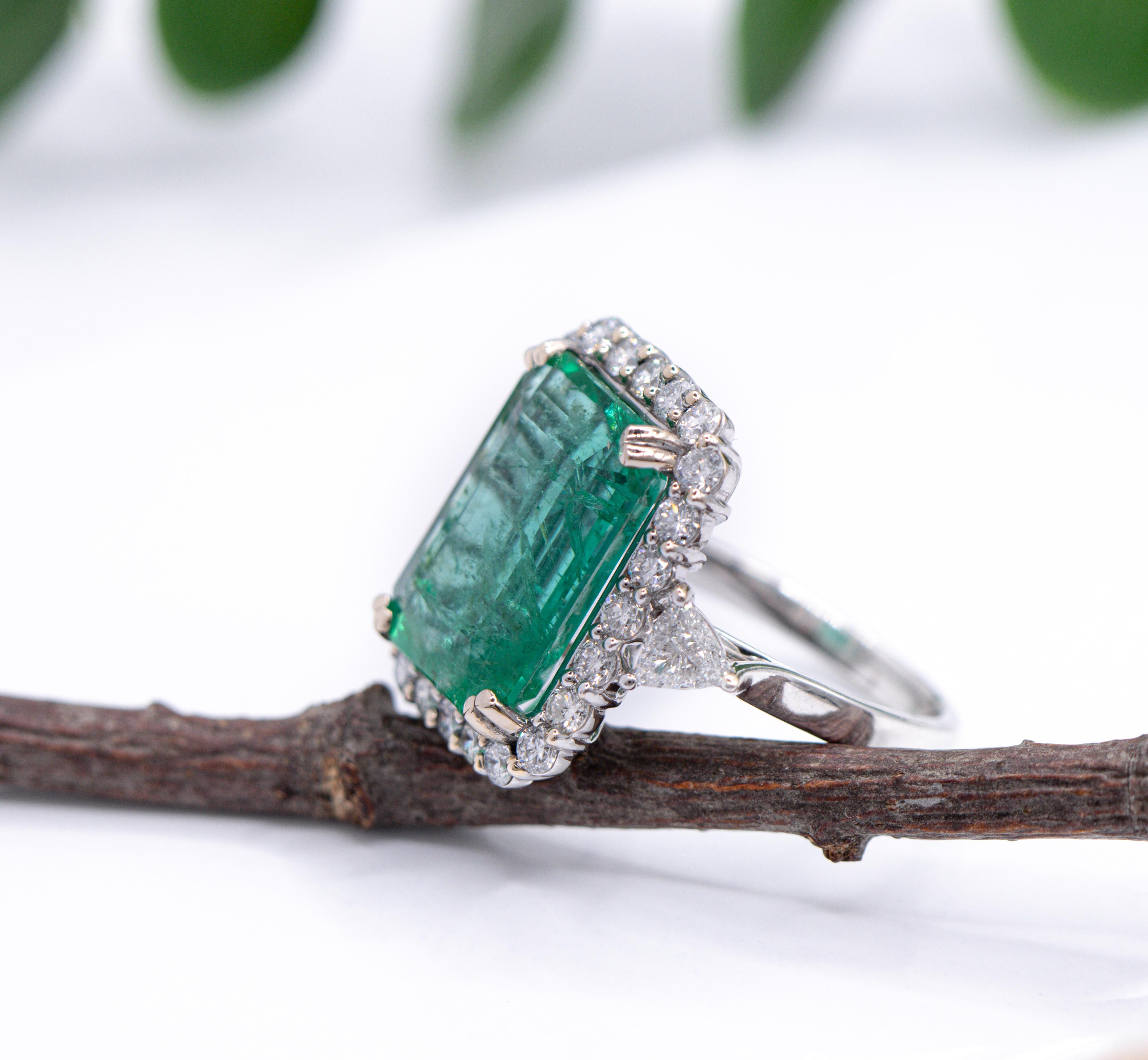 8.13ct Emerald Ring w Diamond Halo in Solid 14K White Gold Emerald Cut 15x12mm In New Condition In Columbus, OH