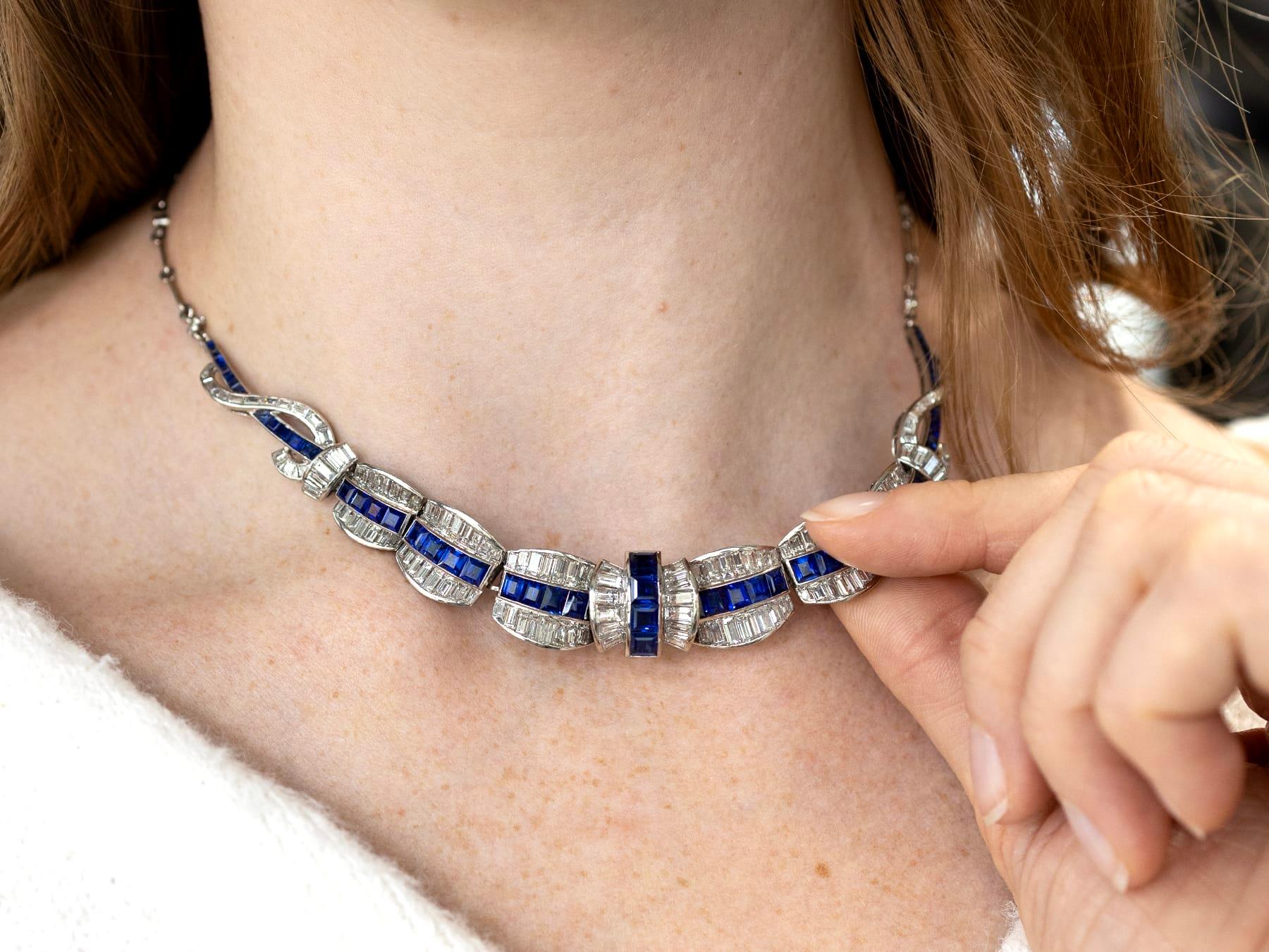 Art Deco 8.14 Carat Basaltic Sapphire 11.79 Carat Diamond Platinum Necklace Circa 1945 For Sale