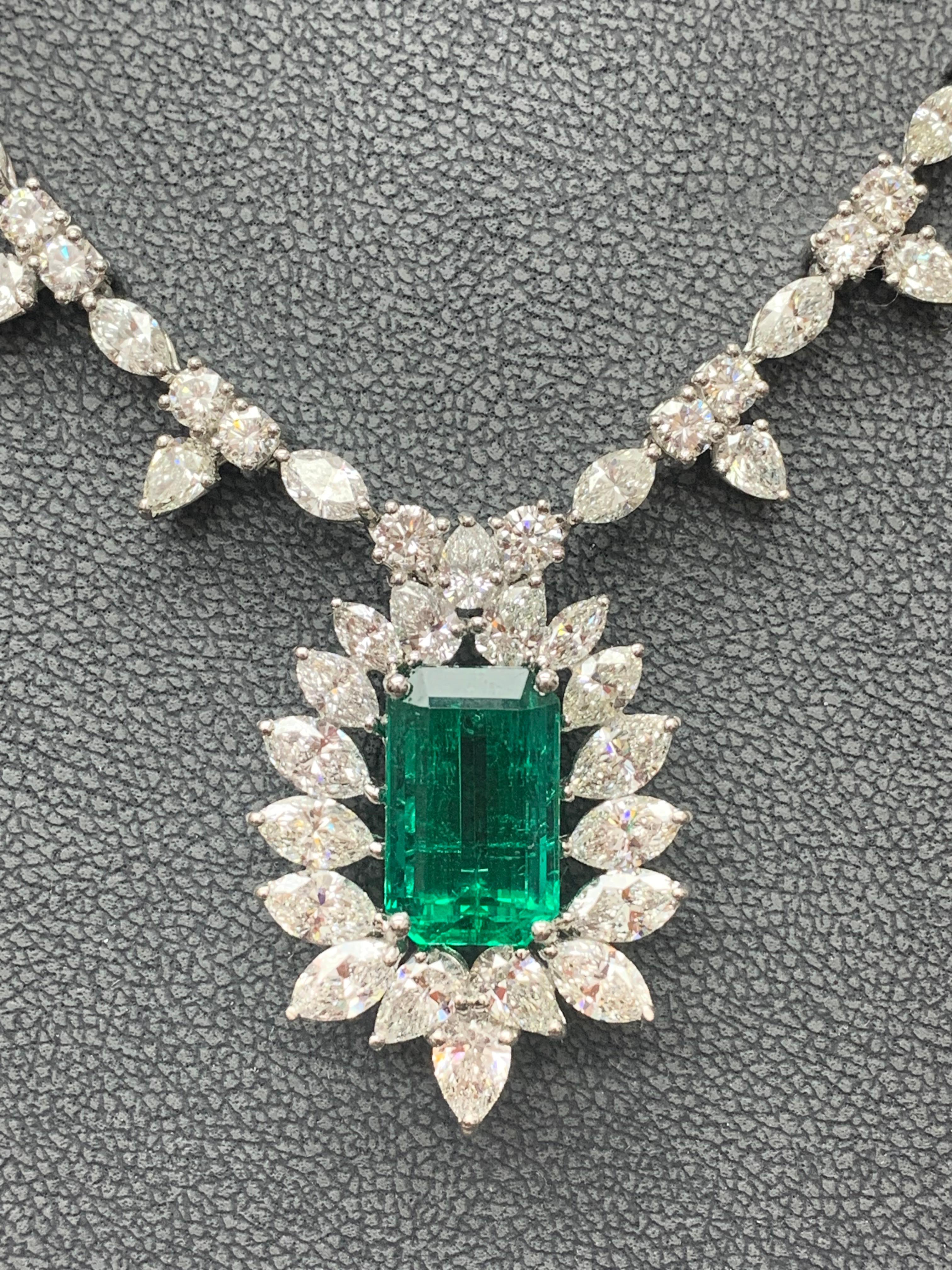 Emerald Cut CERTIFIED 8.14 Carat Emerald and Diamond Necklace in Platinum For Sale
