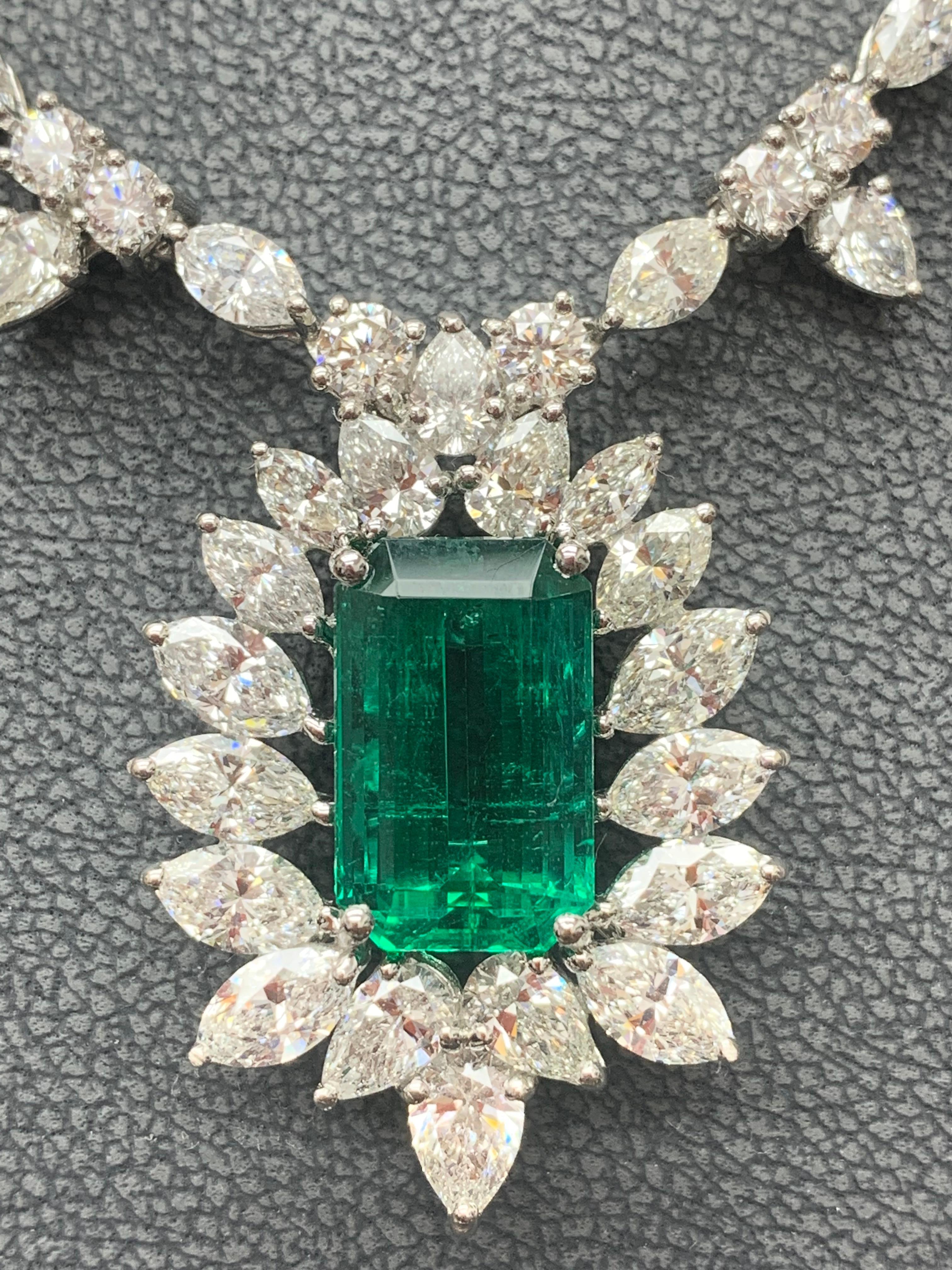 CERTIFIED 8.14 Carat Emerald and Diamond Necklace in Platinum For Sale 1