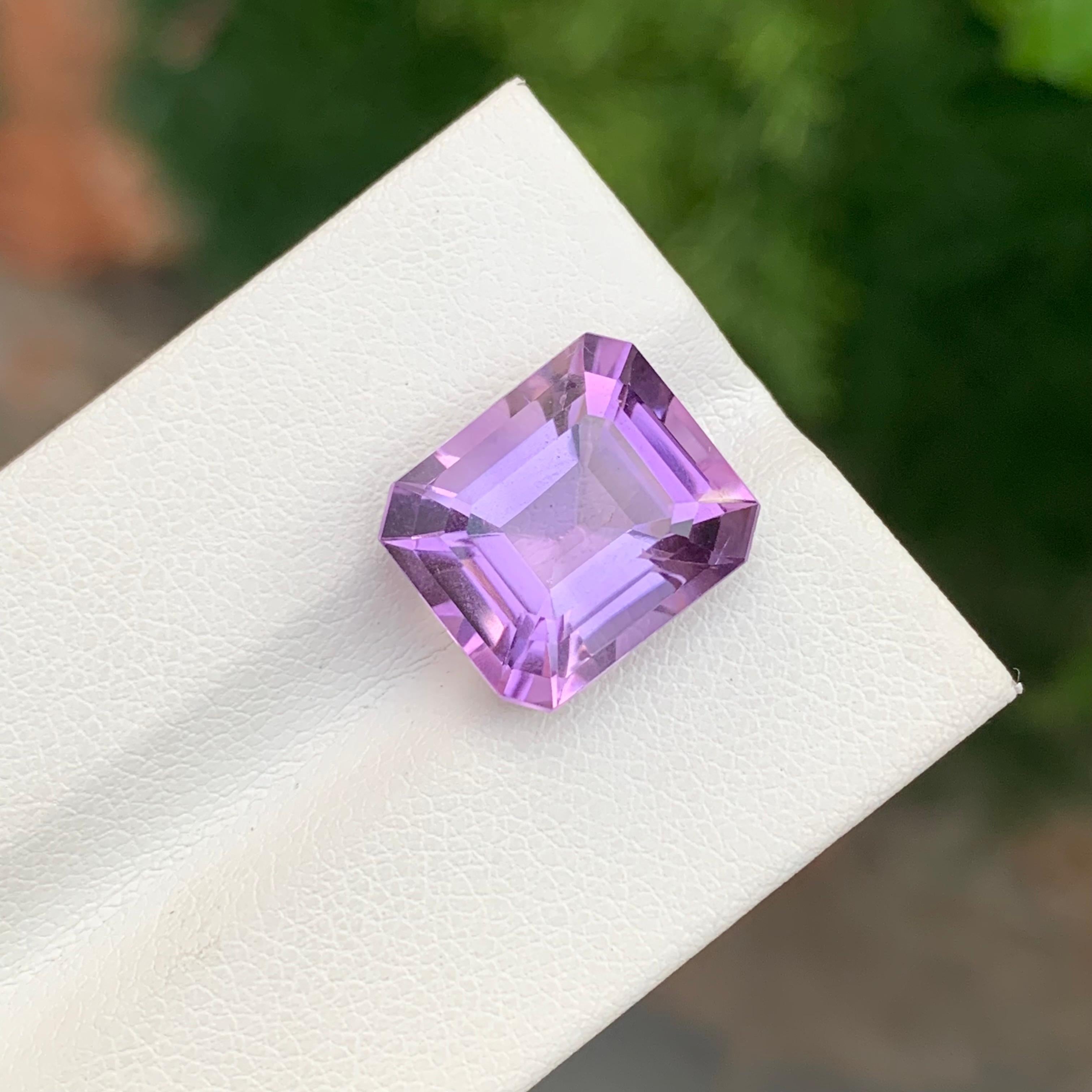 8,15 Karat natürlicher loser Amethyst Smaragd Form Edelstein im Angebot 4