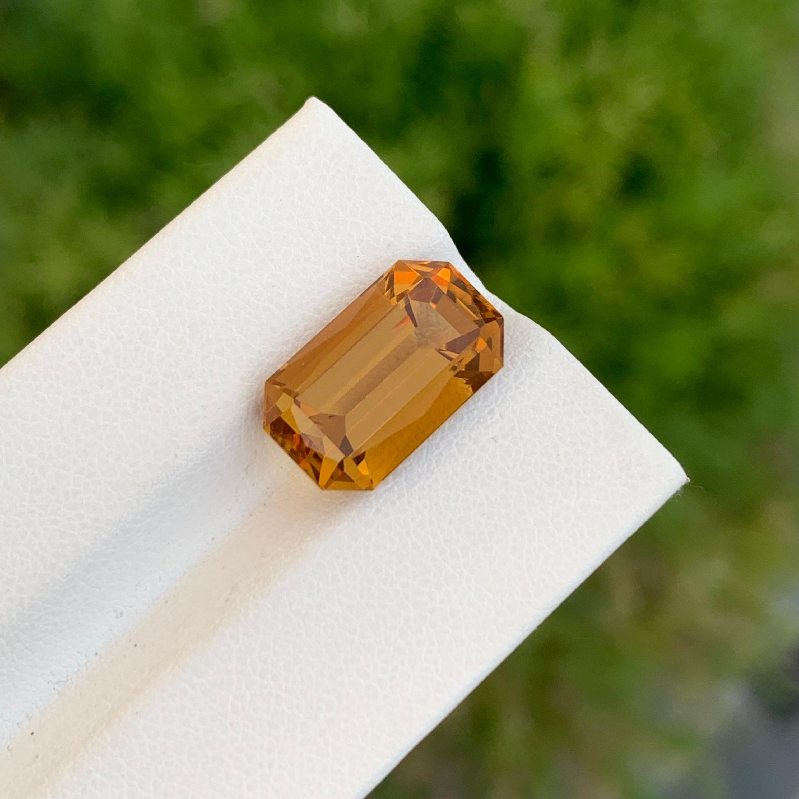 8,15 Karat natürlicher loser Citrin in Smaragdform aus brasilianischem Minenschliff für Damen oder Herren im Angebot
