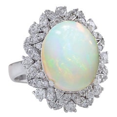 Opal-Diamantring aus 14 Karat Weißgold