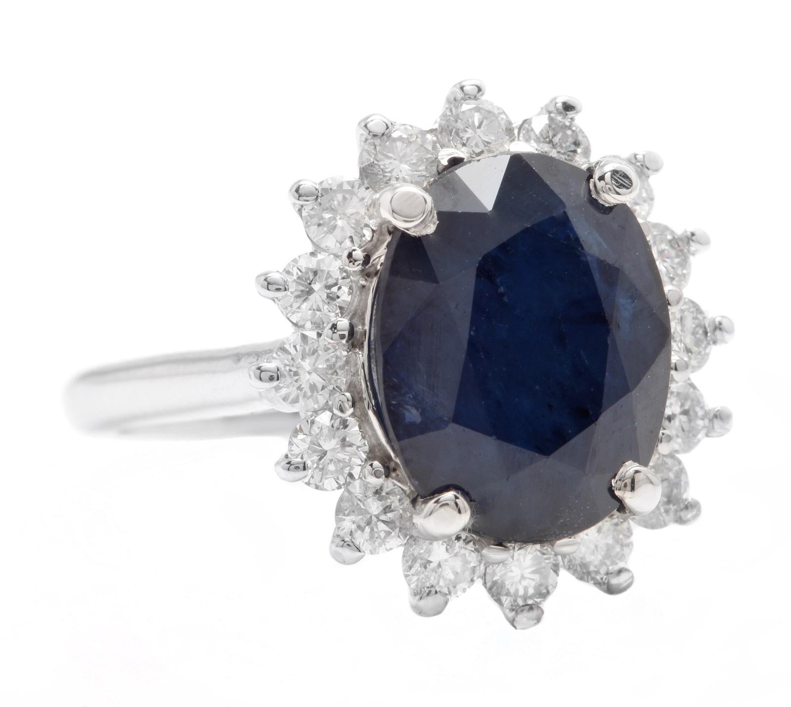 8,15 Quilates Exquisito Zafiro Azul Natural y Diamante Anillo de Oro Blanco Macizo de 14K

Valor de sustitución sugerido $6,500.00

El peso total del zafiro azul es de 7.00 Quilates (Tratado)

Medidas del zafiro: 12.50 x 10.00mm

Diamantes redondos